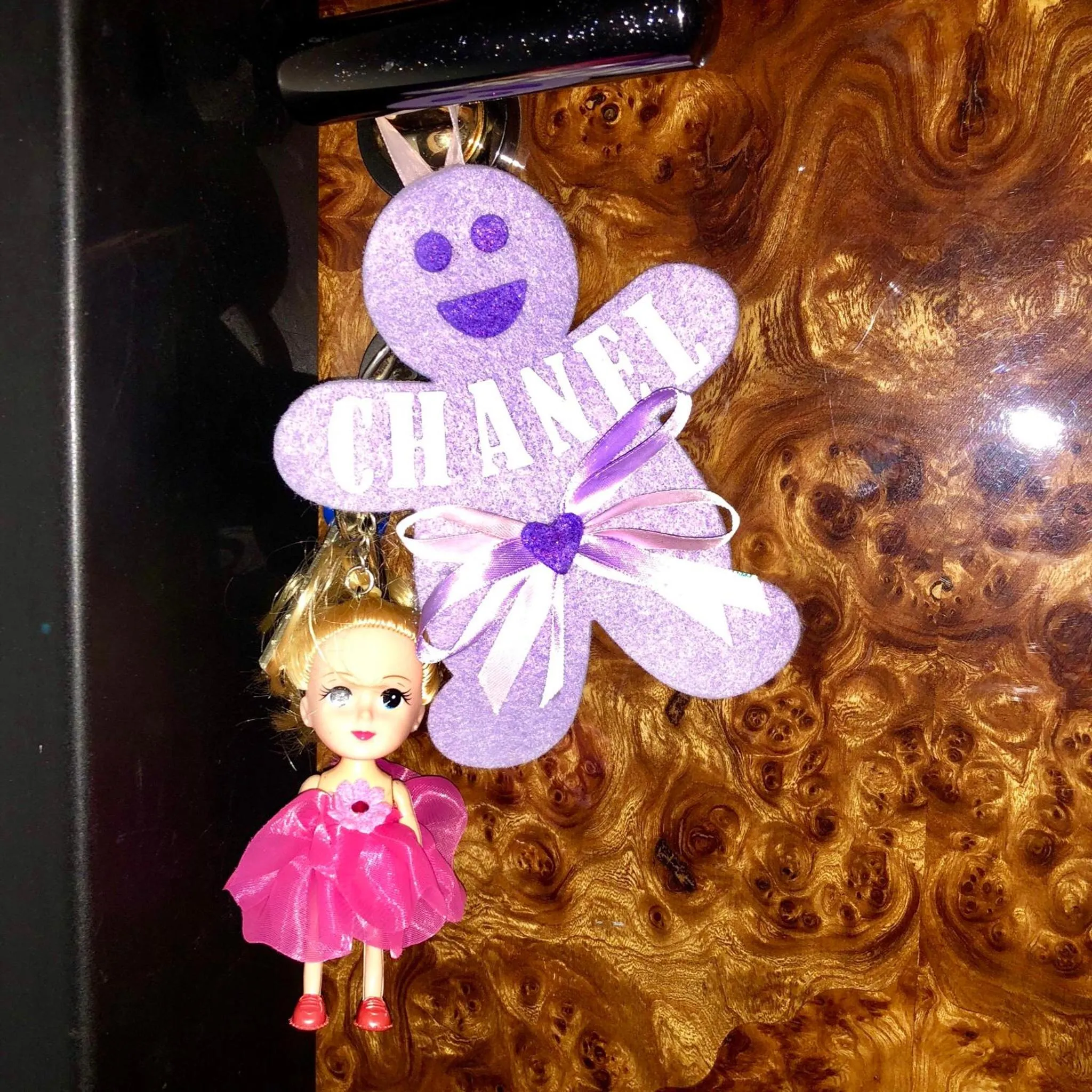 Logo/Certificate/Sign in B&B Family First