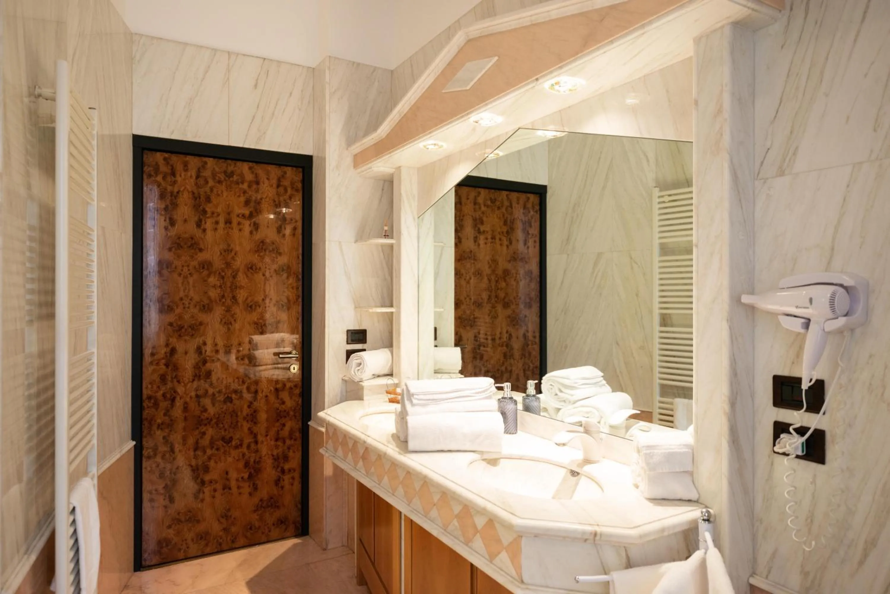 Bathroom in B&B Family First