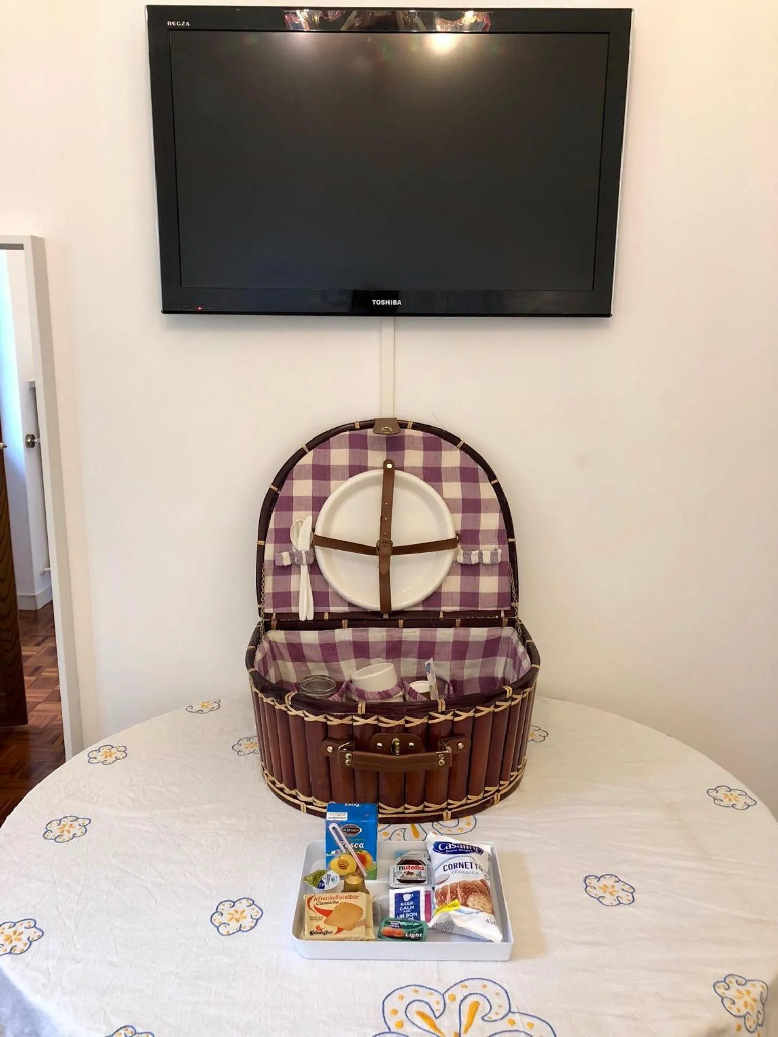 TV and multimedia in B&B Family First