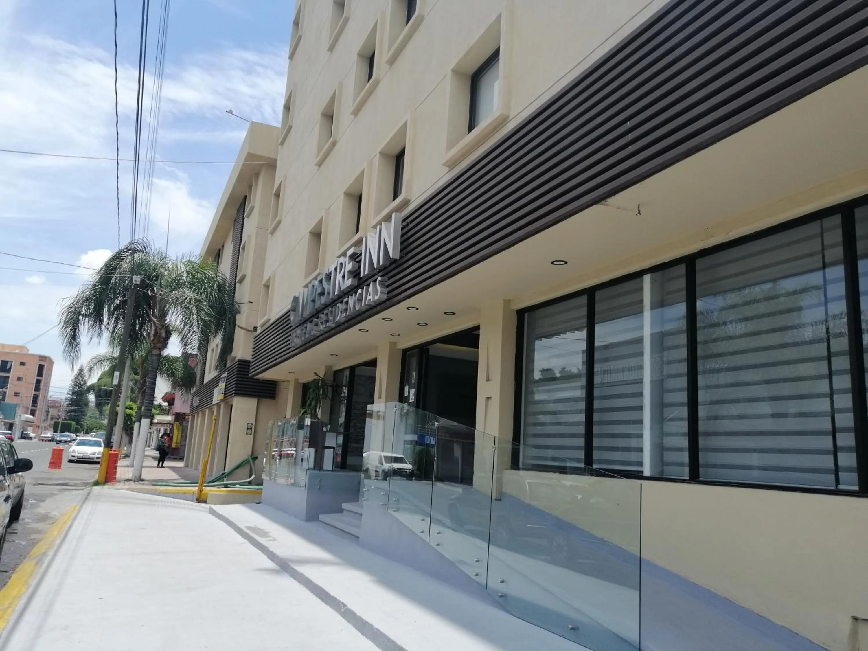 Facade/entrance in Hotel Campestre Inn