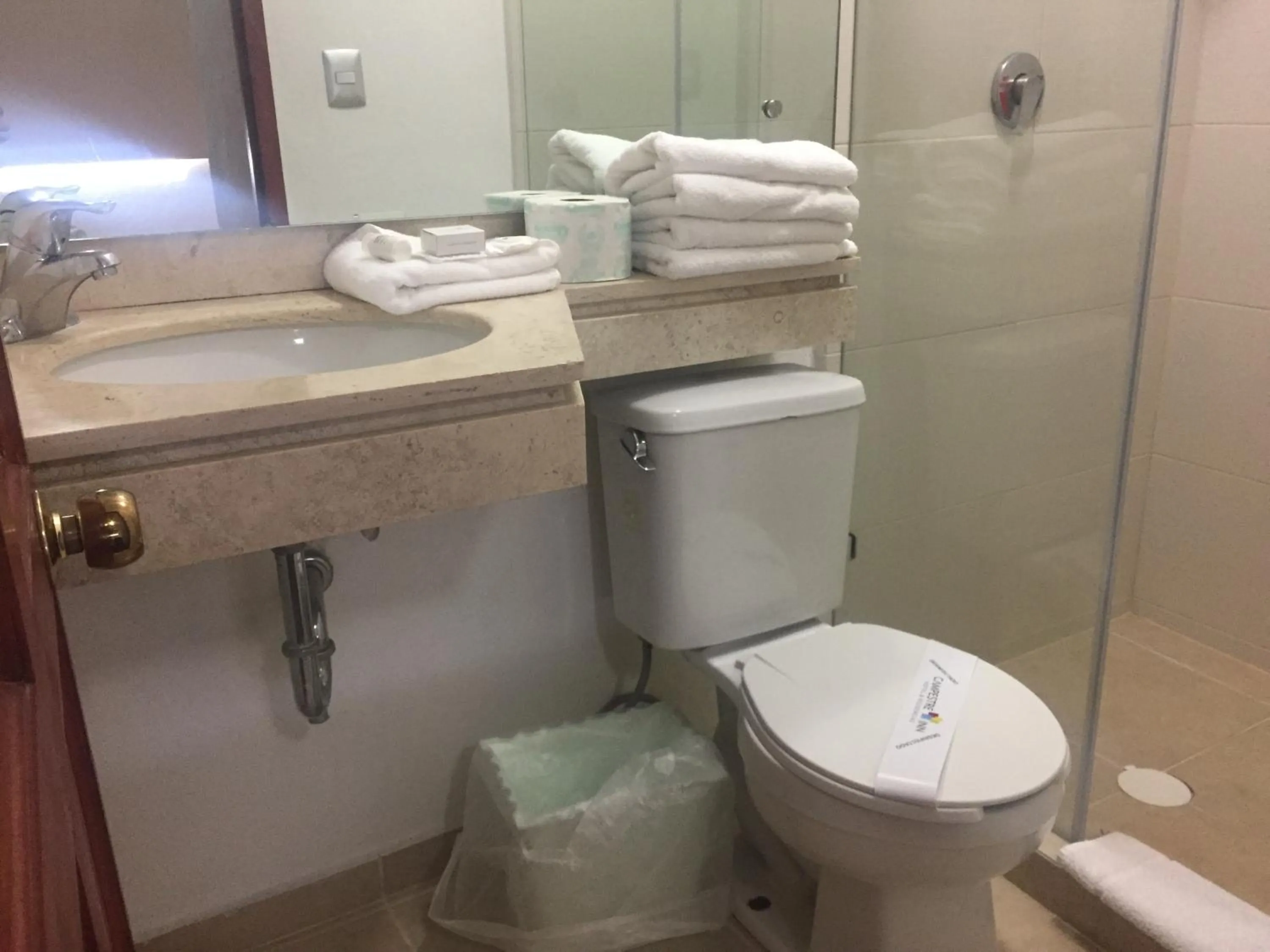 Bathroom in Hotel Campestre Inn