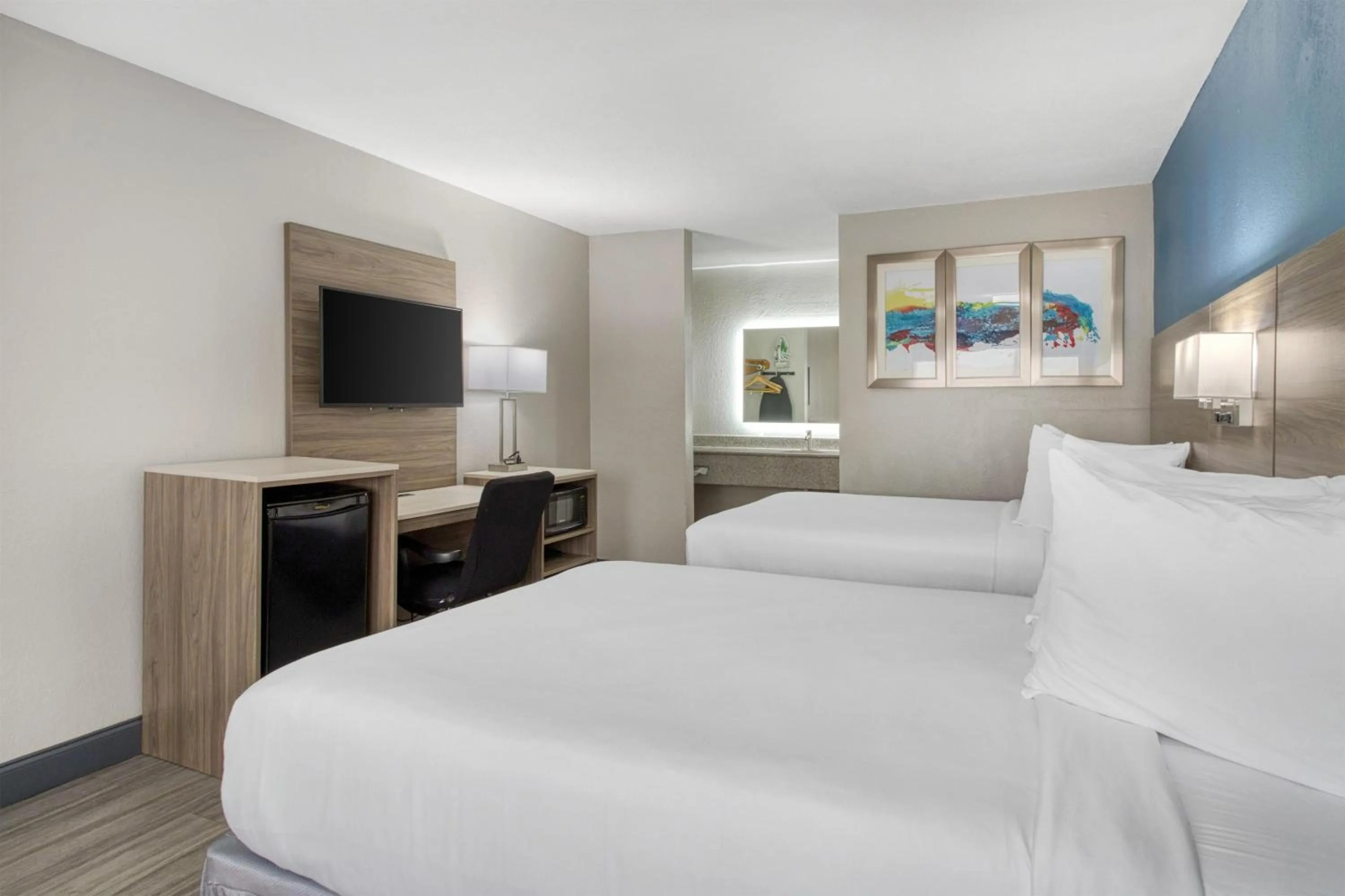 Bedroom, Bed in SureStay Hotel by Best Western Spring North Houston