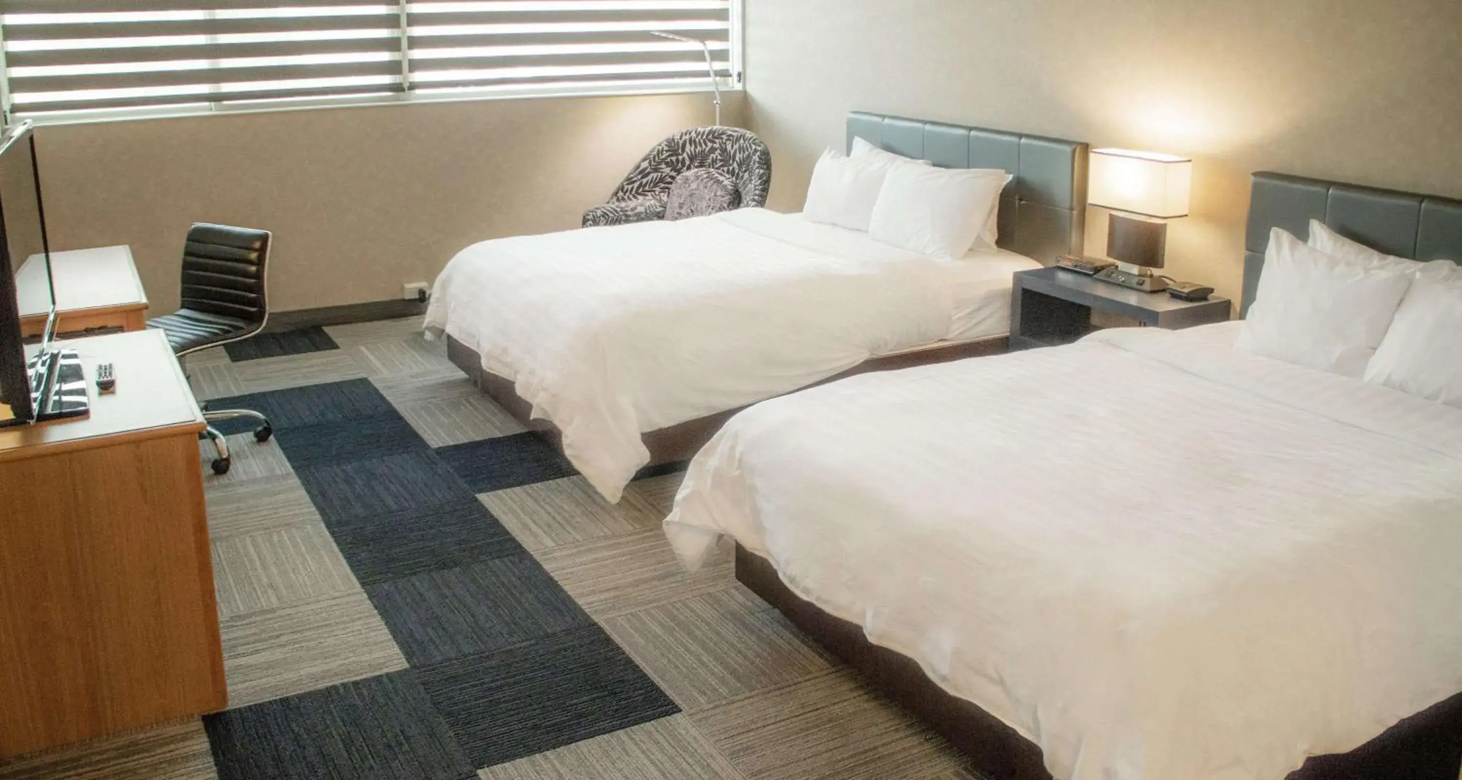 Double Room with Two Double Beds - Pet-Friendly in The Rushmore Hotel & Suites; BW Premier Collection Double Room with Two Double Beds - Pet-Friendly in The Rushmore Hotel & Suites; BW Premier Collection
