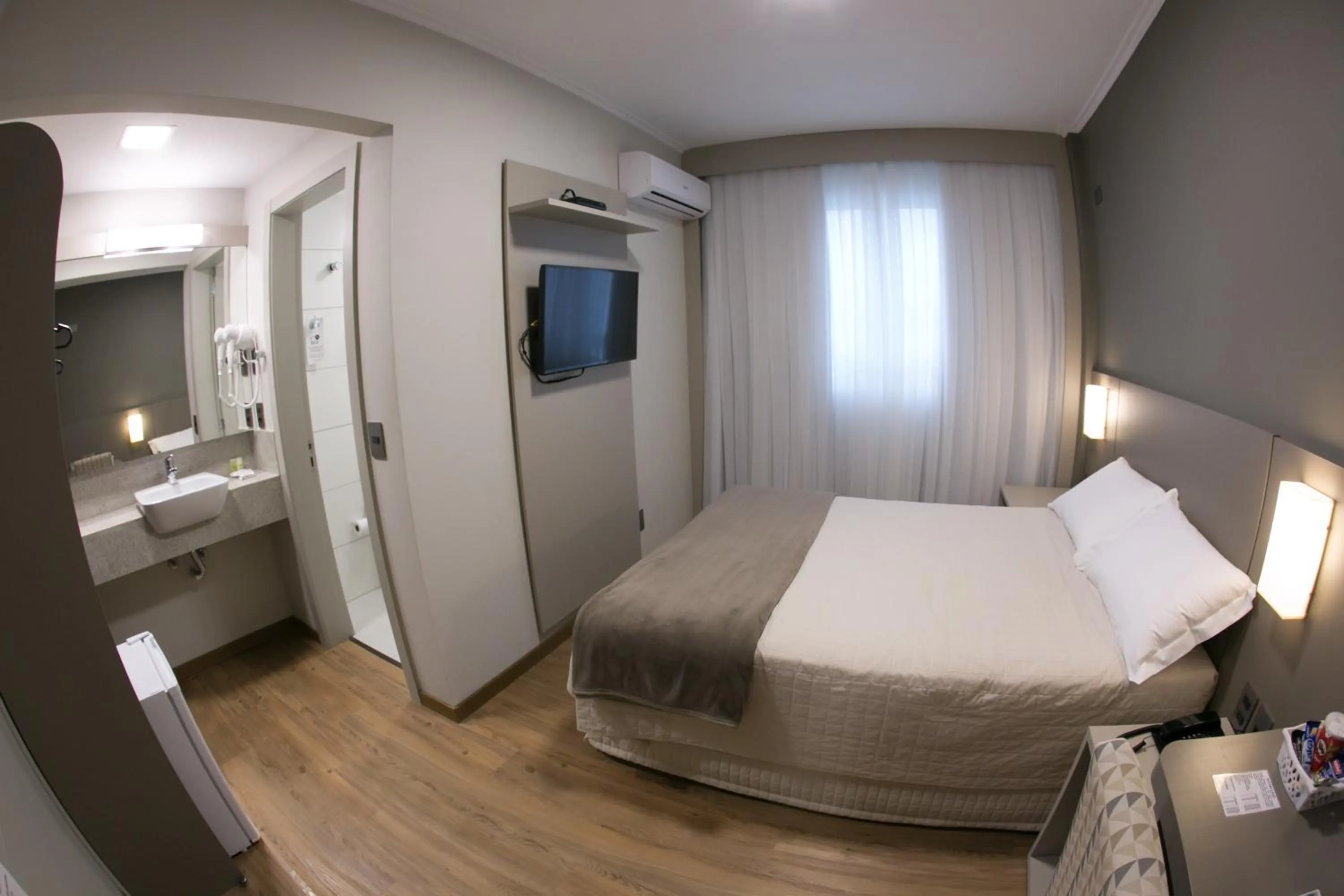 Photo of the whole room, Bed in Tri Hotel Premium Criciúma