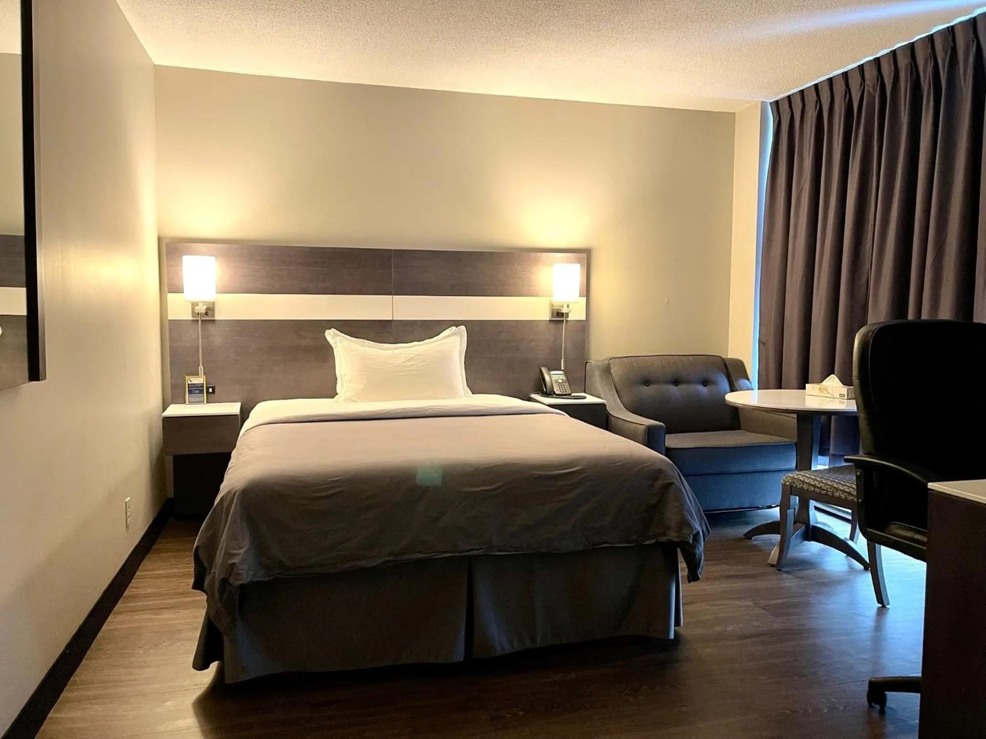 Bedroom, Bed in Auberge de la Gare