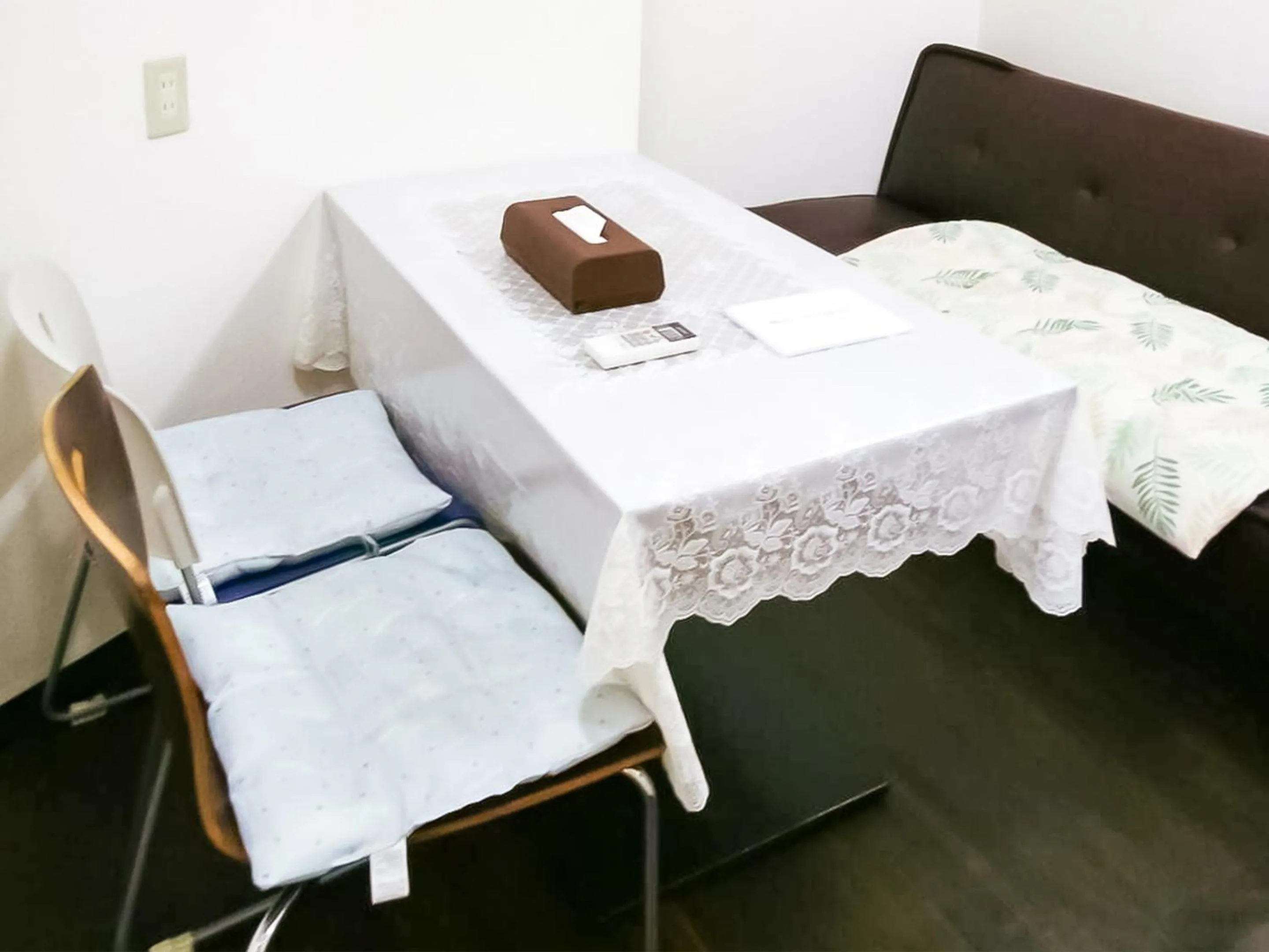 Dining area in Sunset Hills Inn Naha