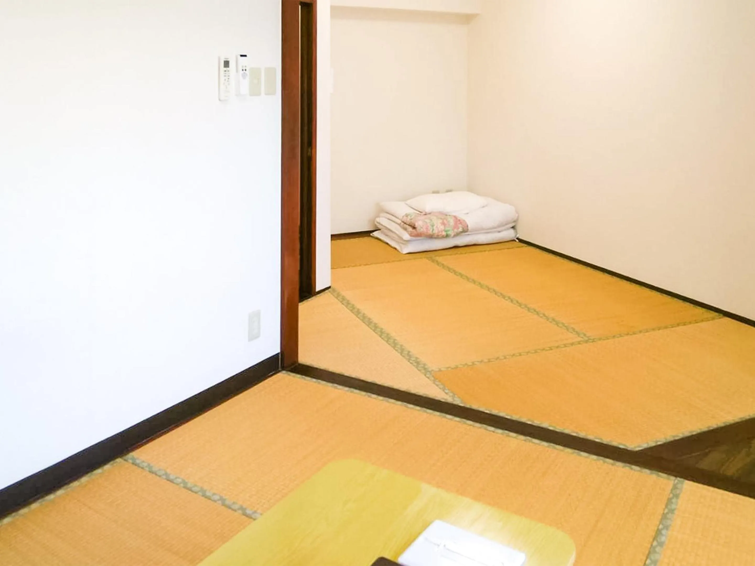 Photo of the whole room in Sunset Hills Inn Naha