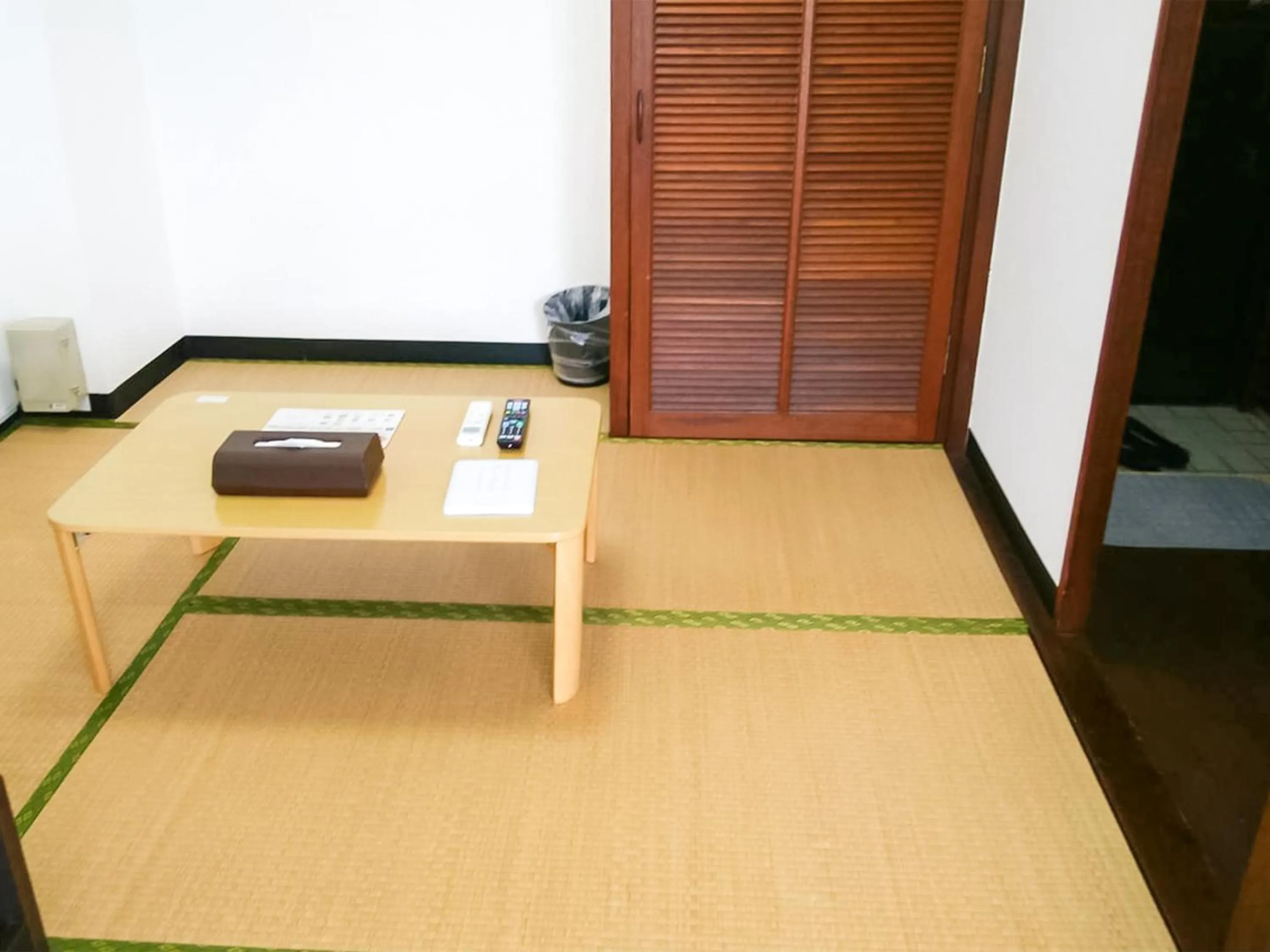 Living room in Sunset Hills Inn Naha