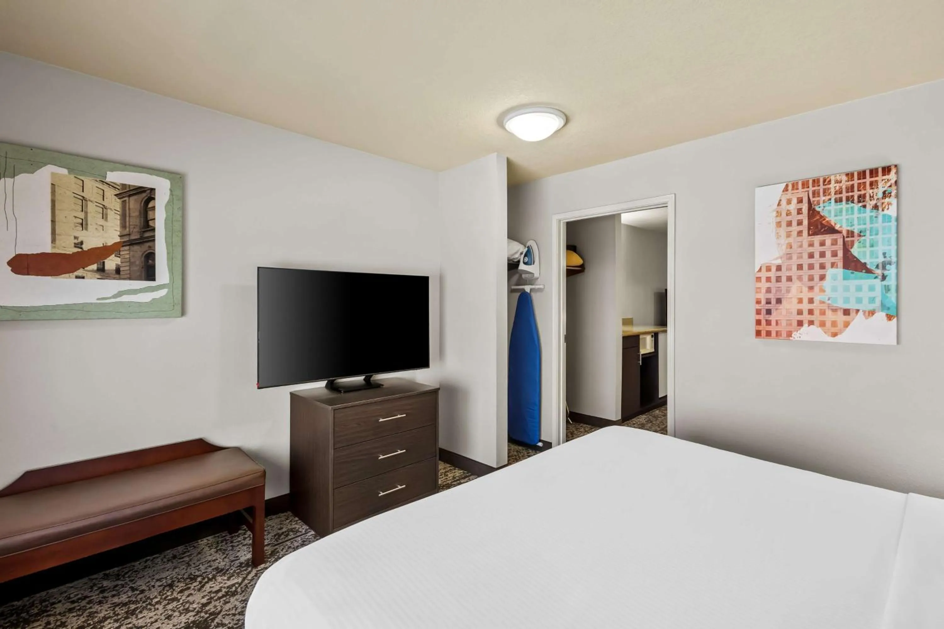 Bedroom, Bed in Best Western Fort Wayne Inn & Suites North