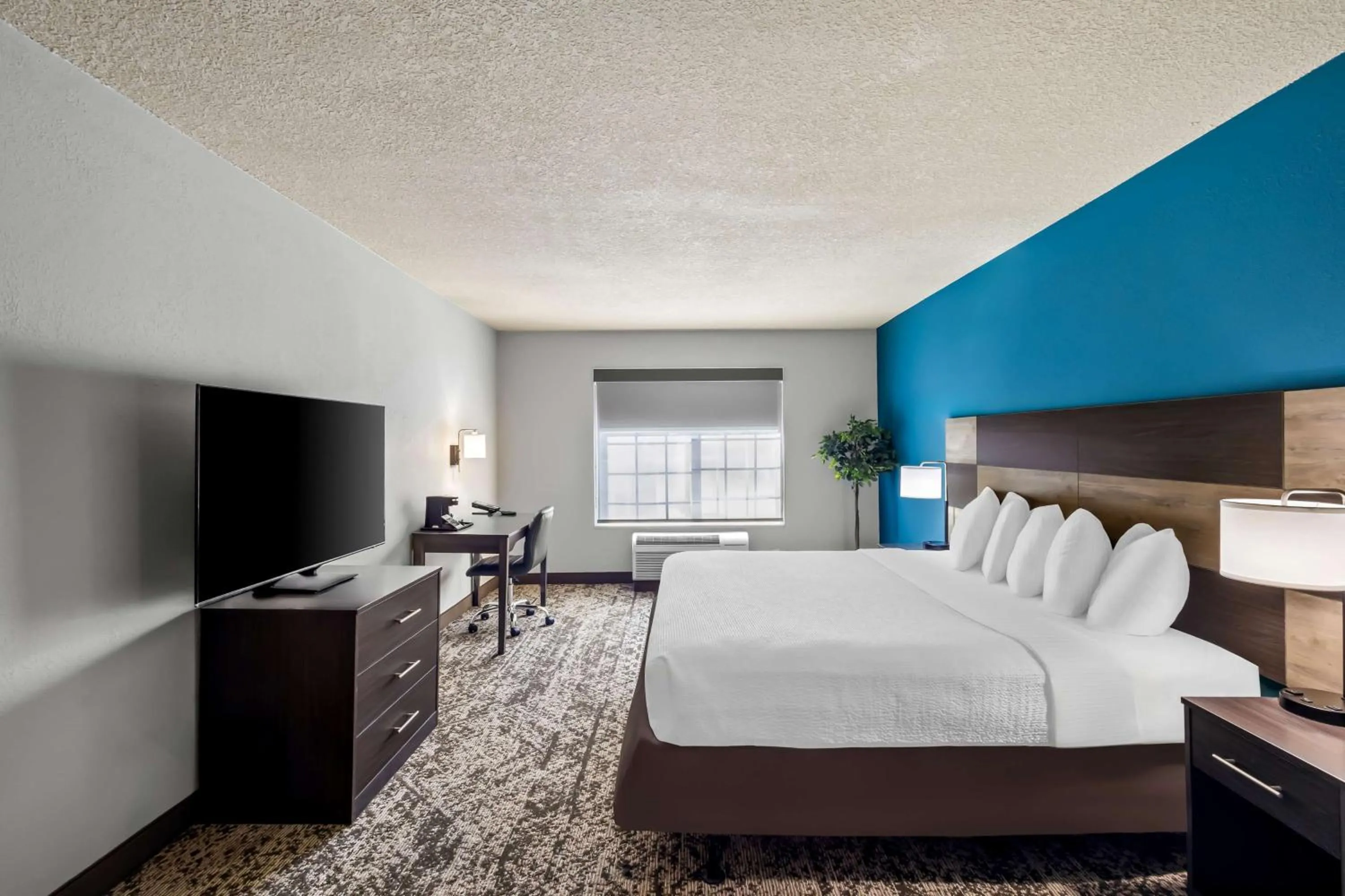 Bedroom, Bed in Best Western Fort Wayne Inn & Suites North