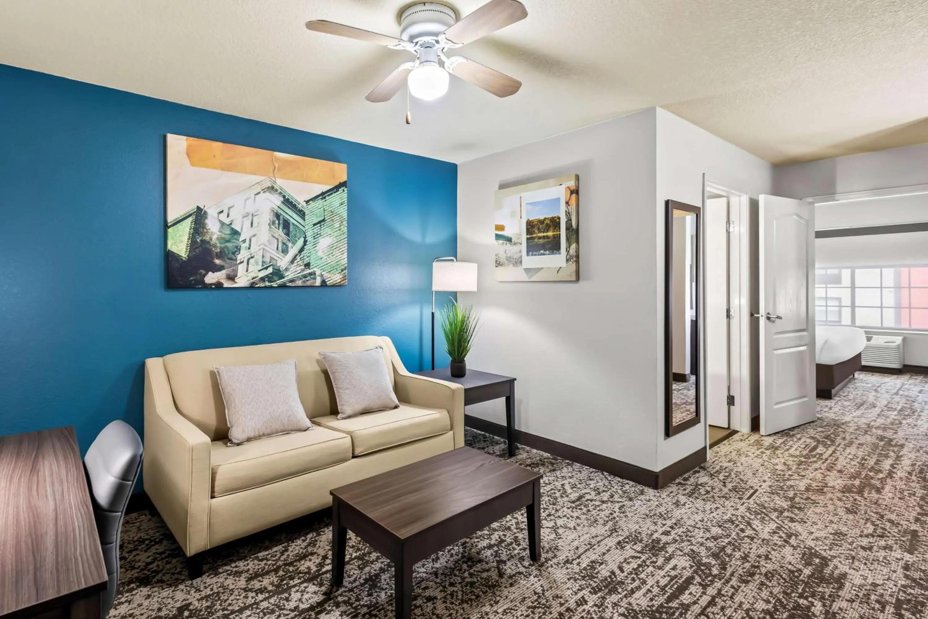 Bedroom in Best Western Fort Wayne Inn & Suites North