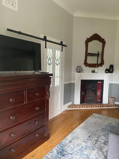 Toilet in Palmyra B&B