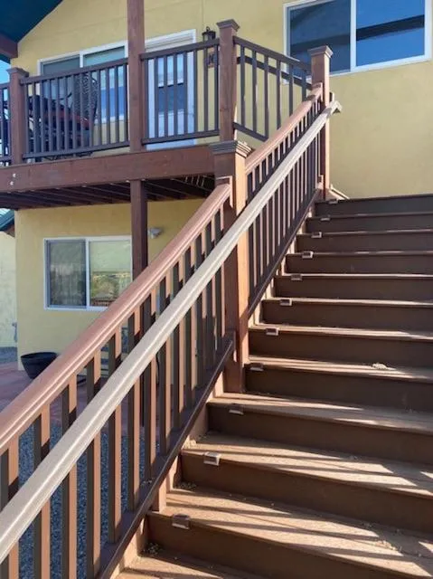 Yellowstone Riverside Cottages