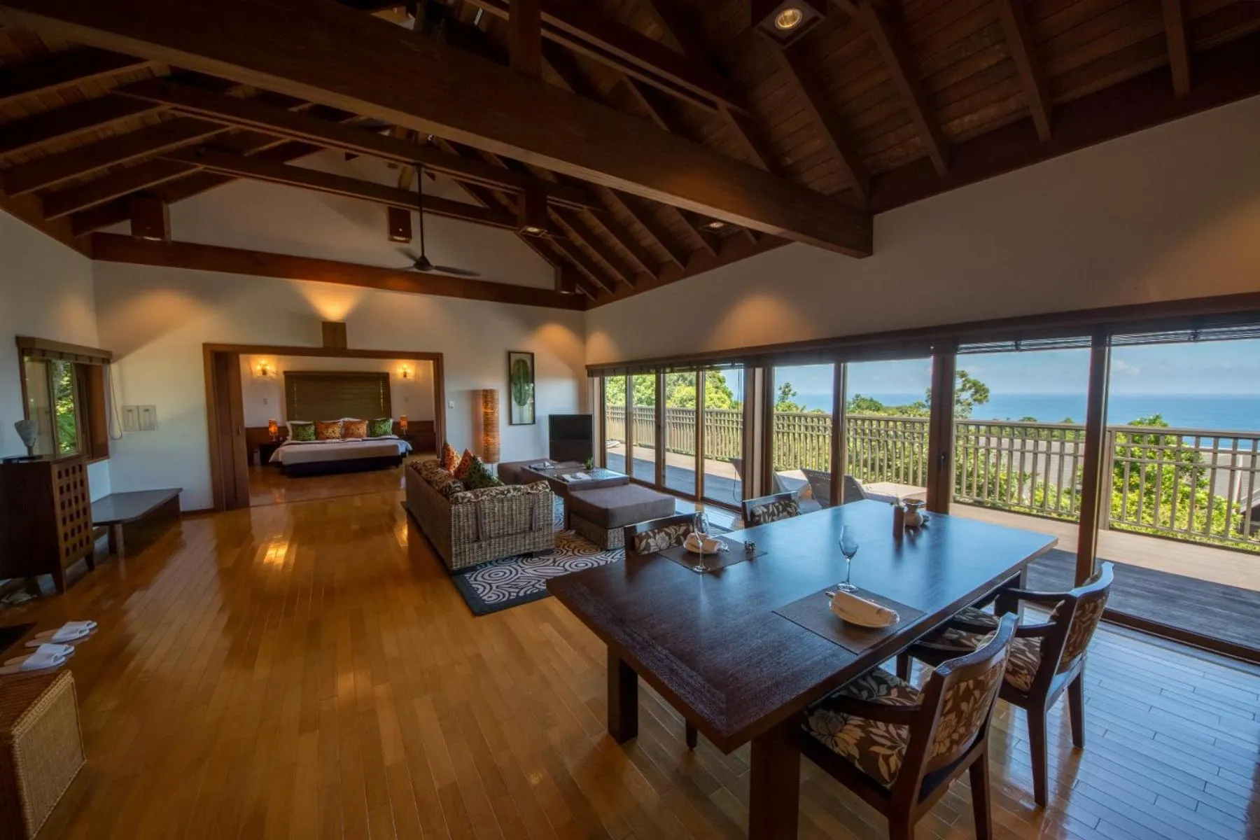 Dining area in Sankara Hotel & Spa Yakushima