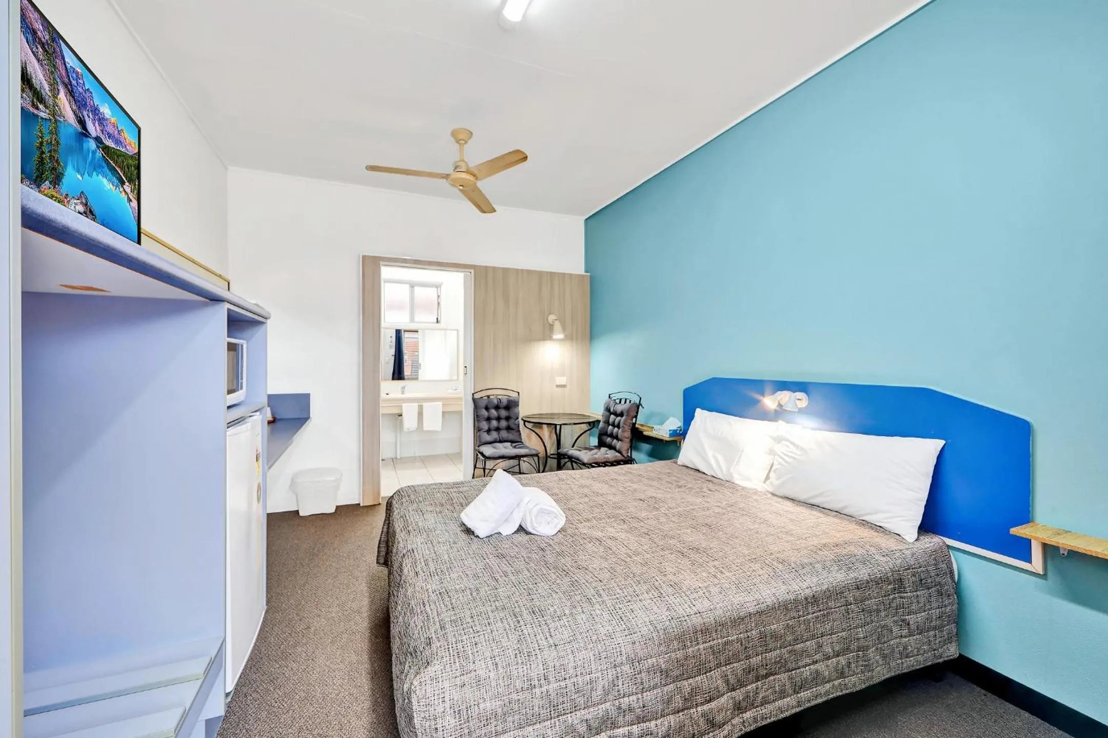 Bed in Riviera Motel Bundaberg