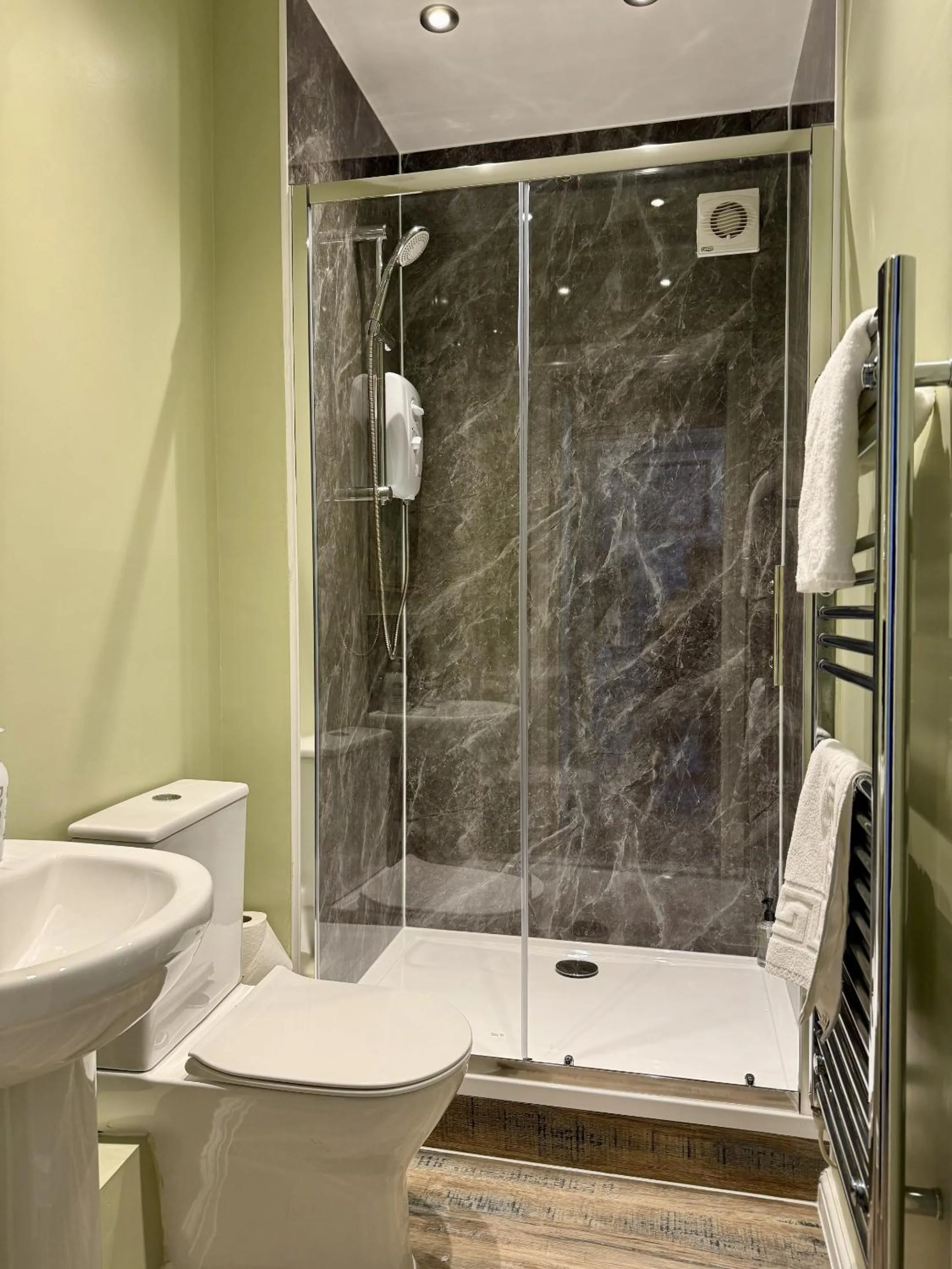 Bathroom in Vikings Accommodation