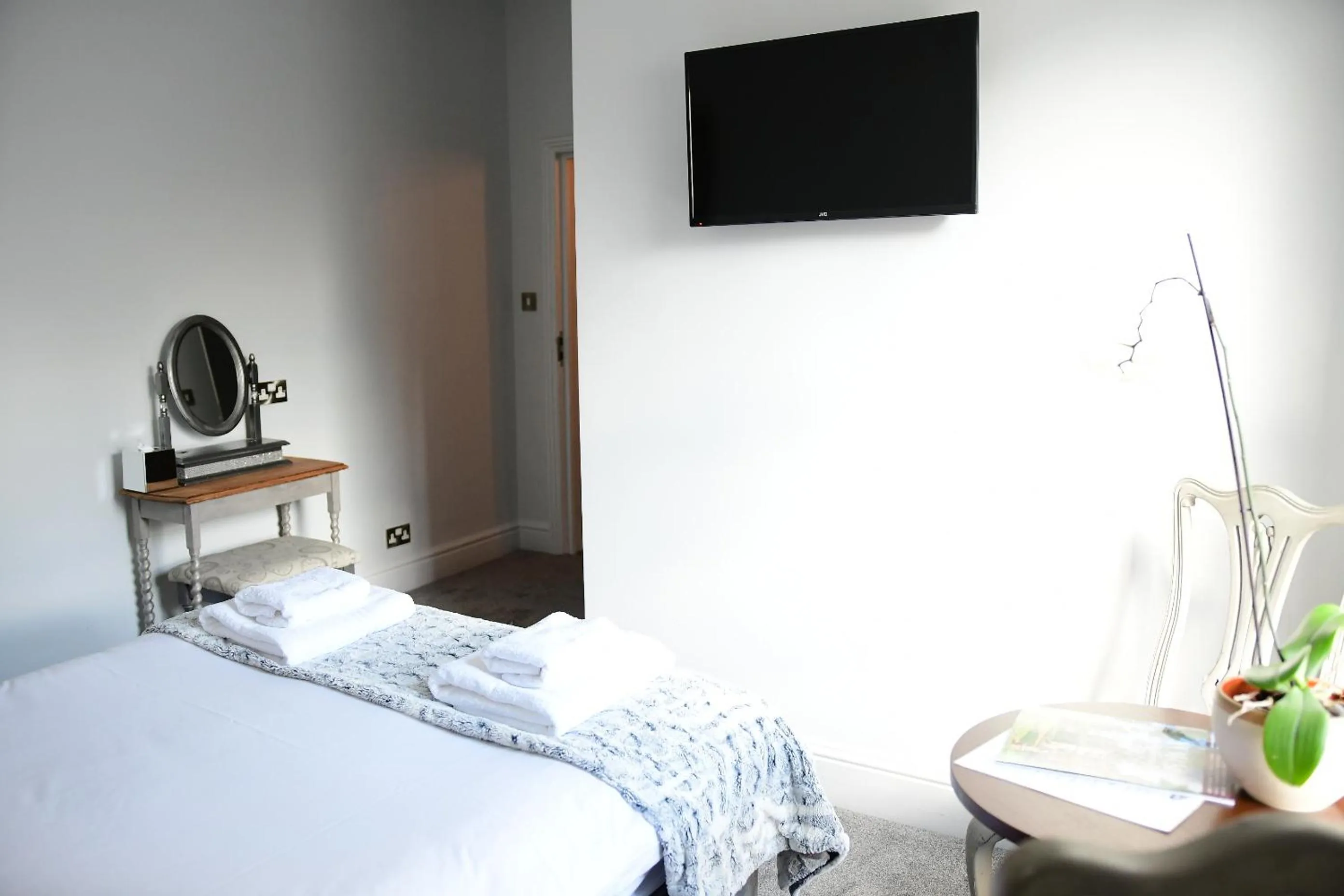 Bedroom, Bed in Vikings Accommodation