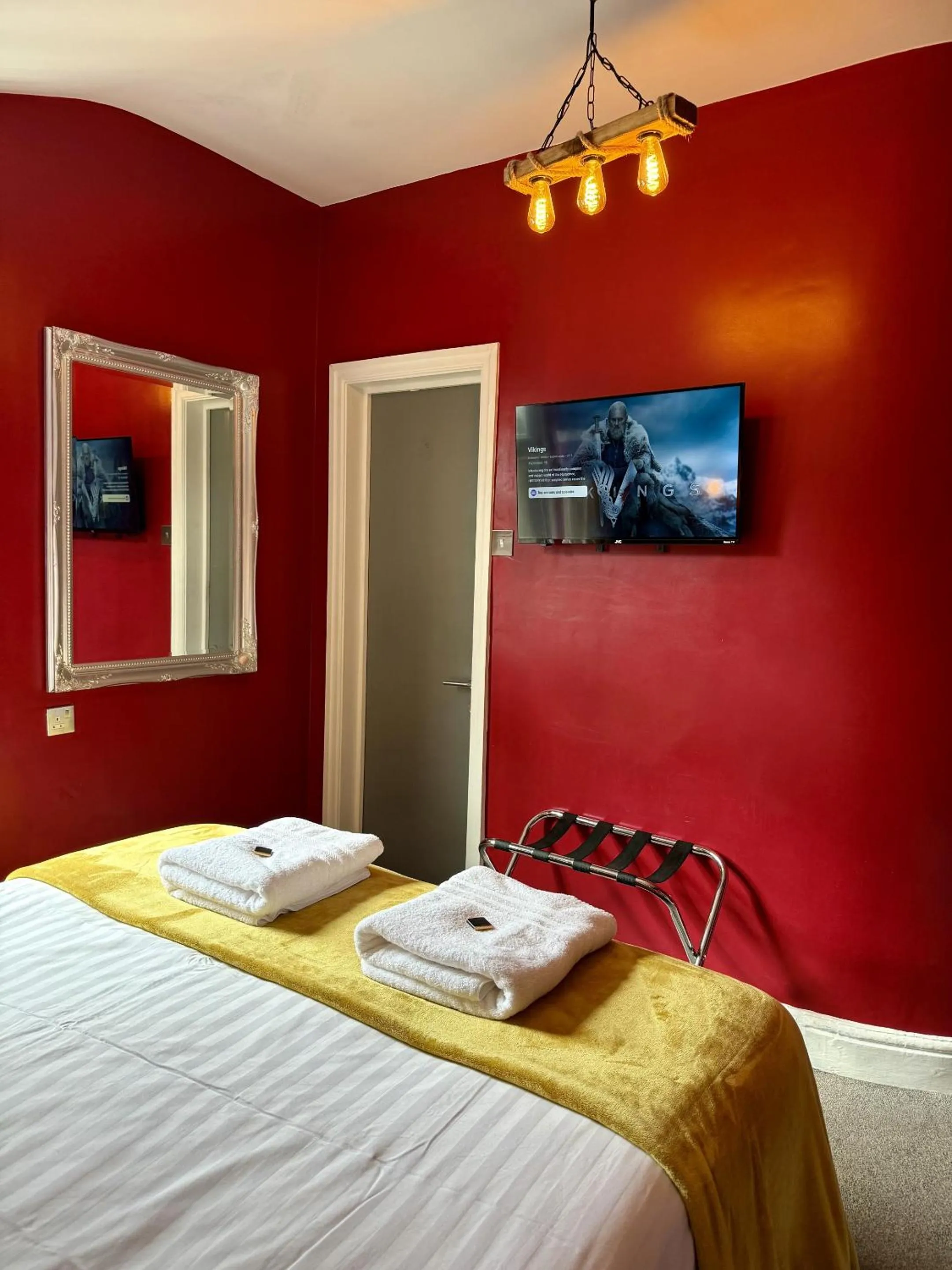 Bedroom, Bed in Vikings Accommodation