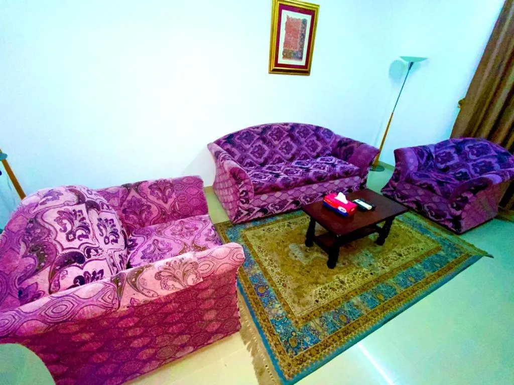 Living room in Savoy Inn Hotel Apartments