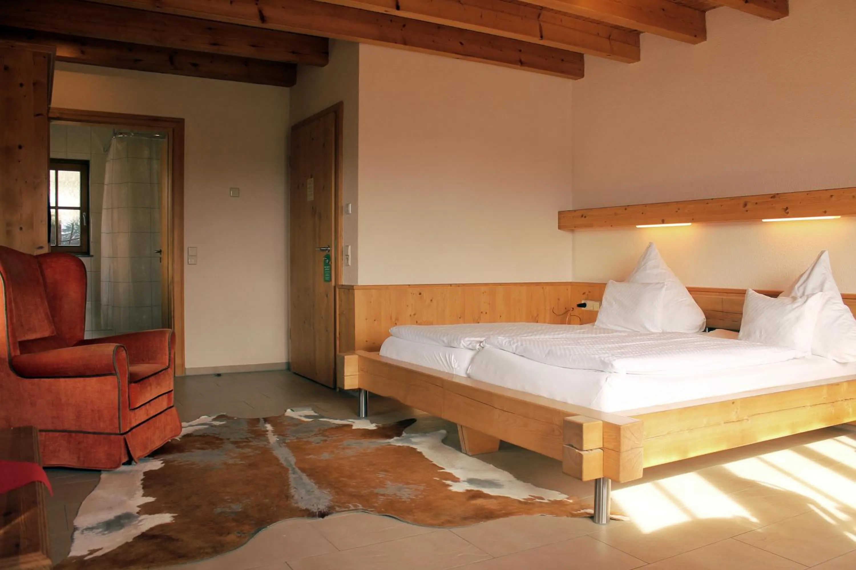 Bed in Erlebnisgastronomie Lochmuhle