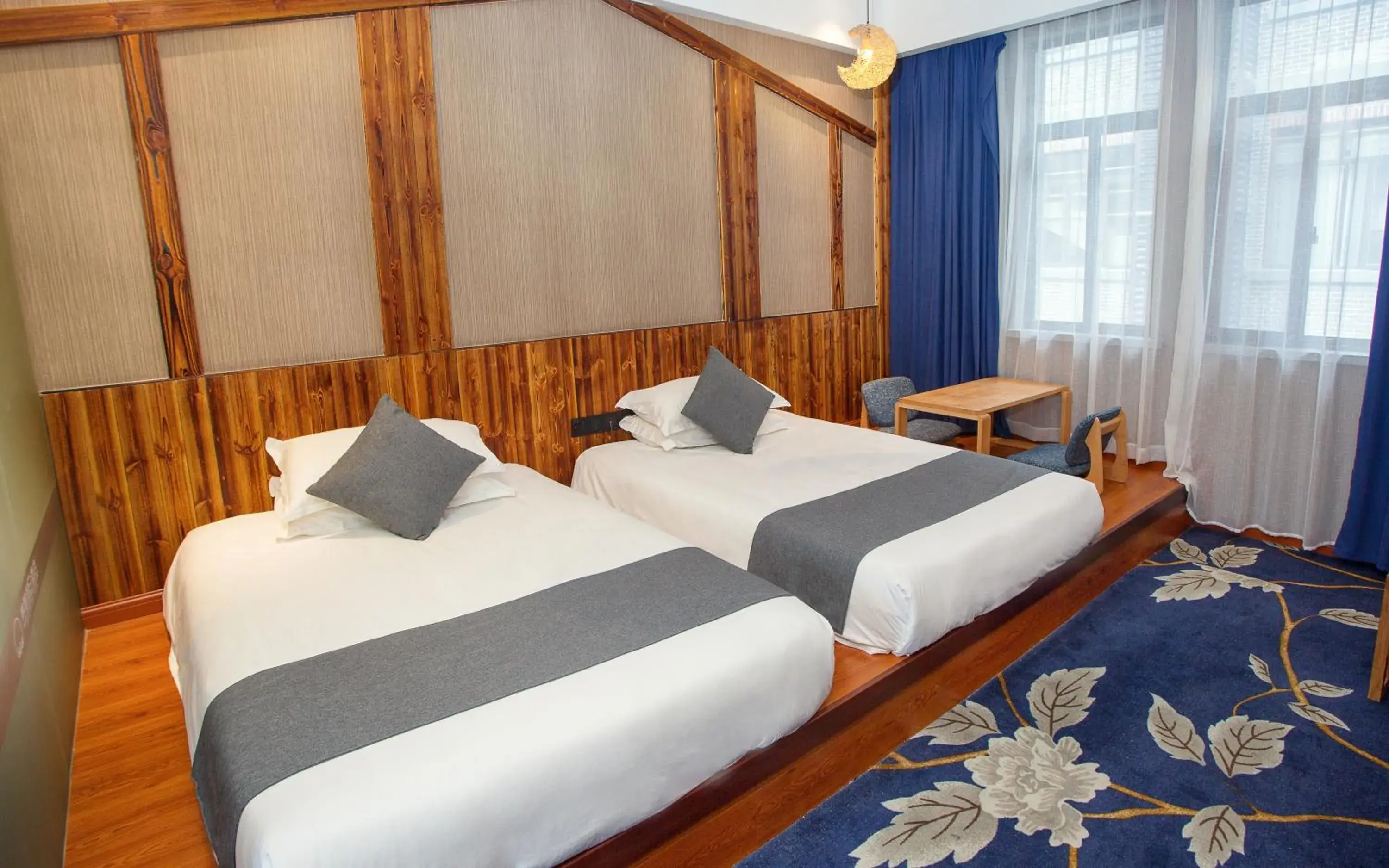 Deluxe Twin Room in Lin Ting Holiday Hotel Pudong Airport Deluxe Twin Room in Lin Ting Holiday Hotel Pudong Airport