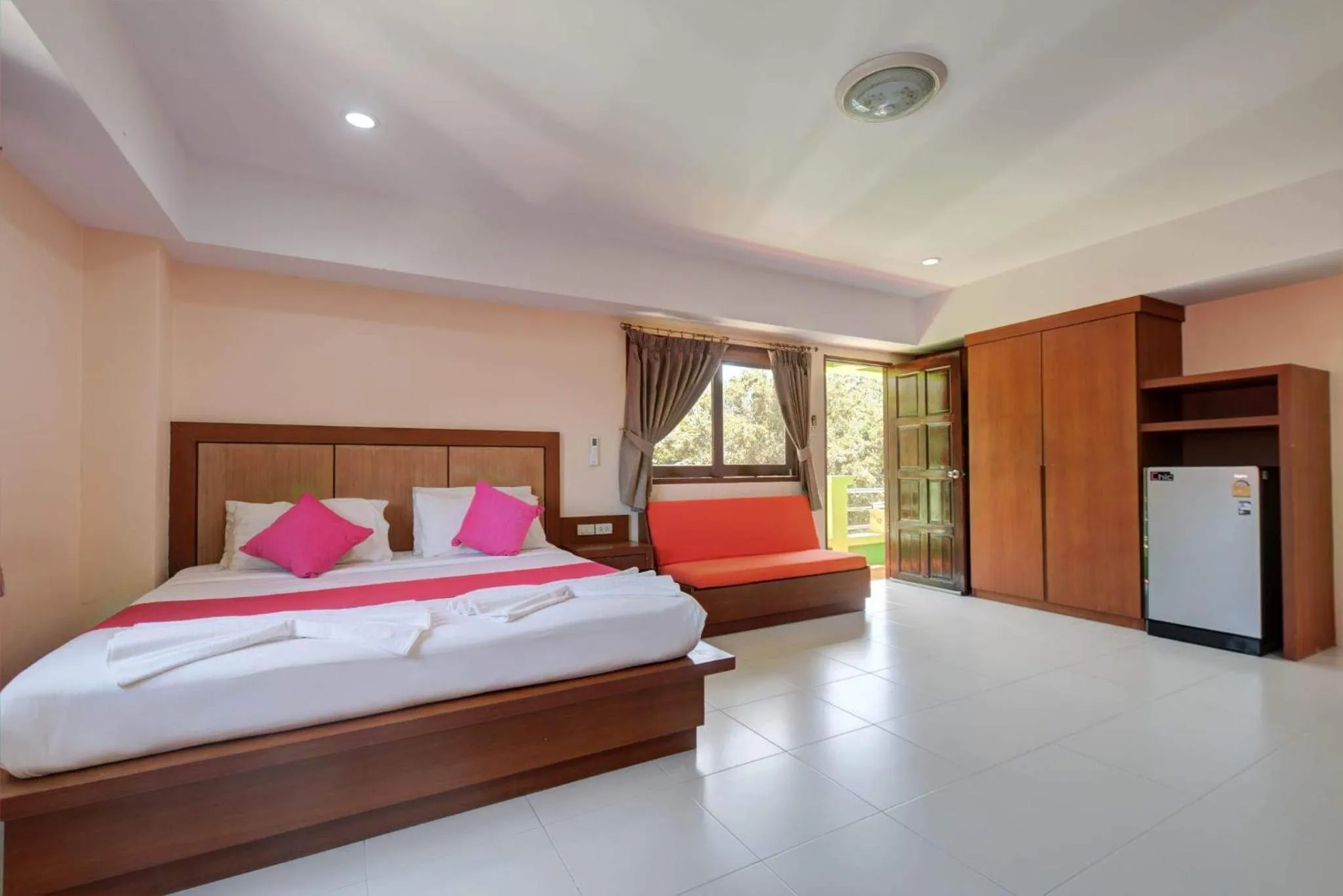 Bed in Rak Samui Residence