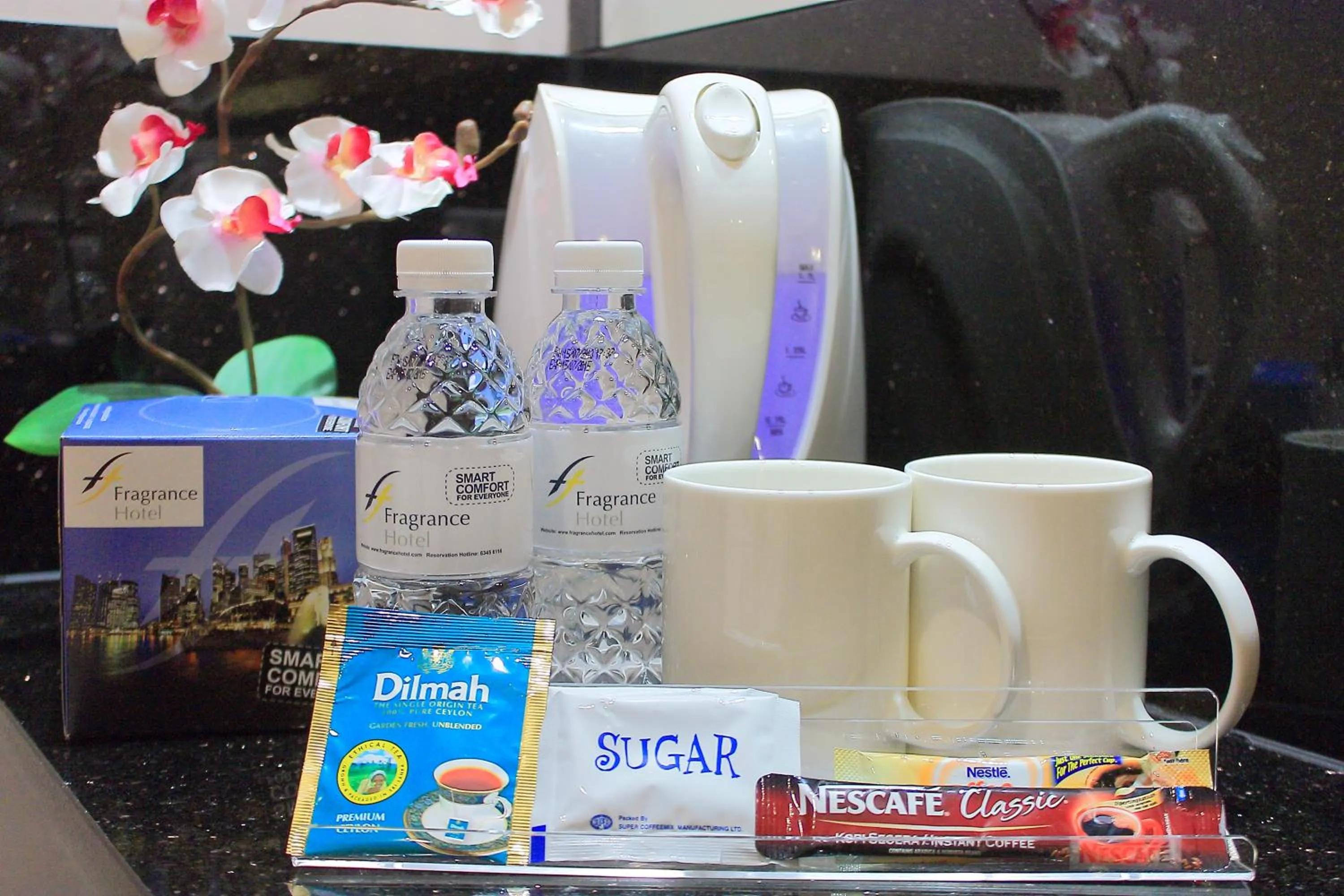 Coffee/tea facilities in Fragrance Hotel - Classic