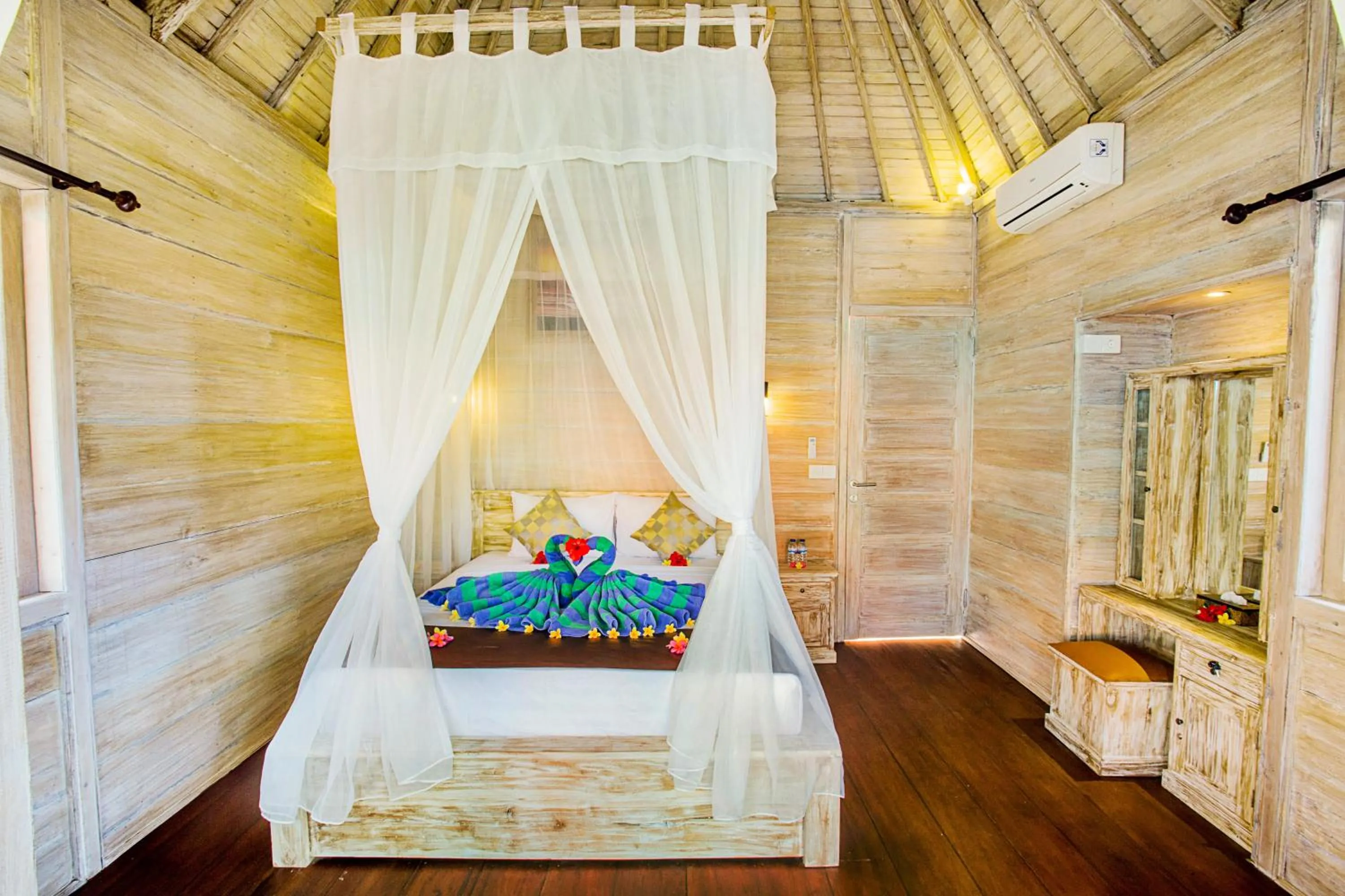 Bed in Secret Point Huts