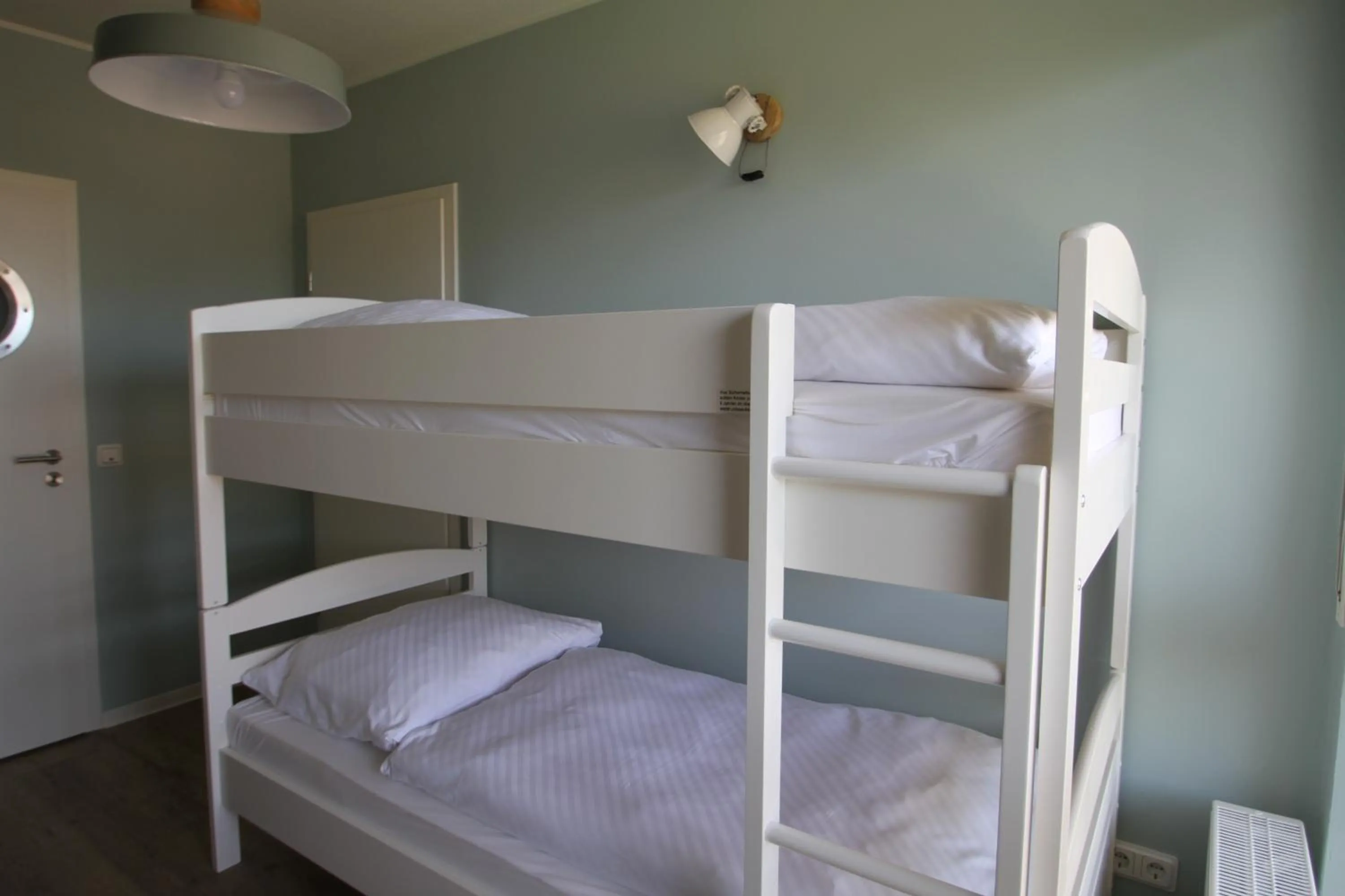 Photo of the whole room, Bed in Havelhotel