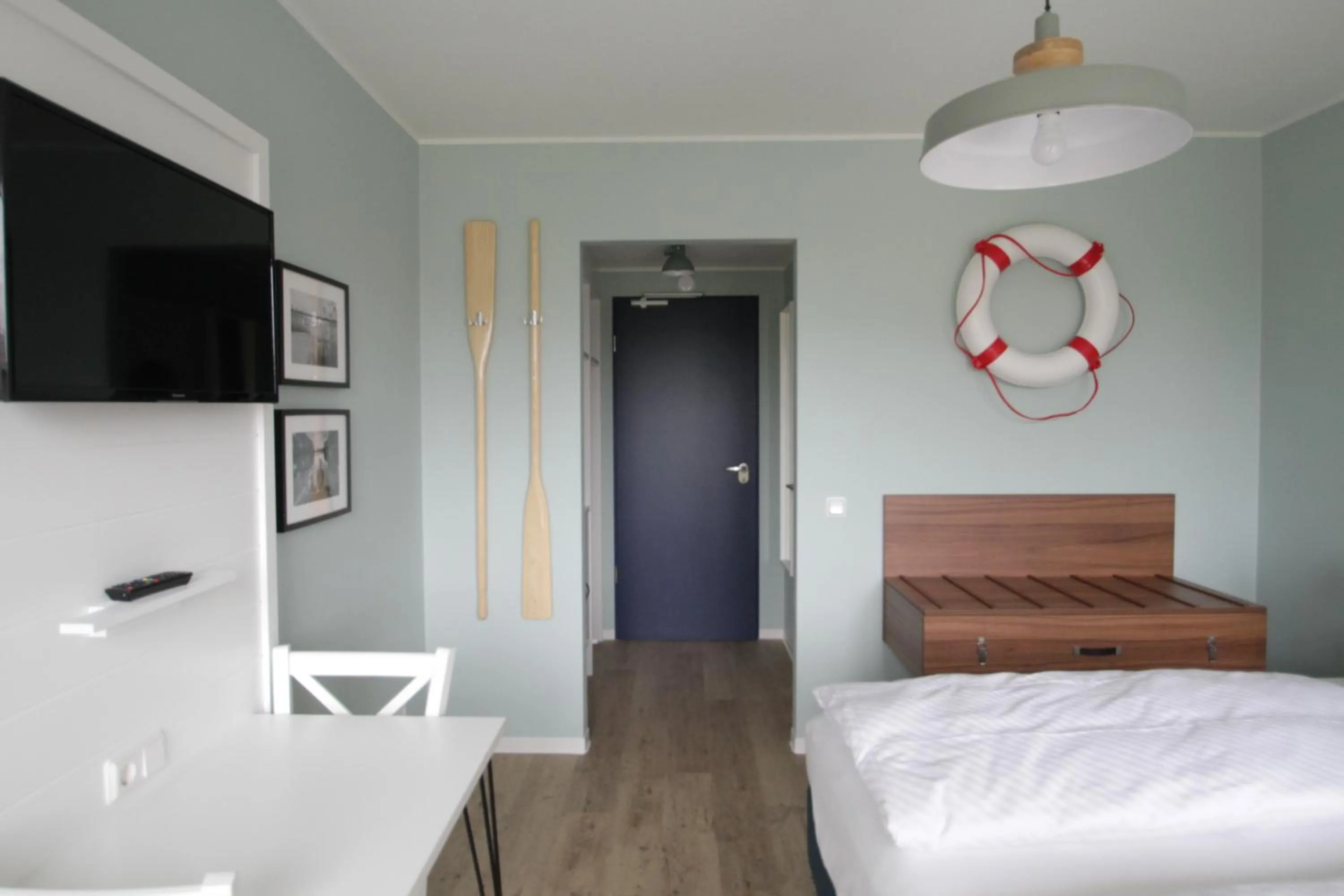 Photo of the whole room, Bed in Havelhotel