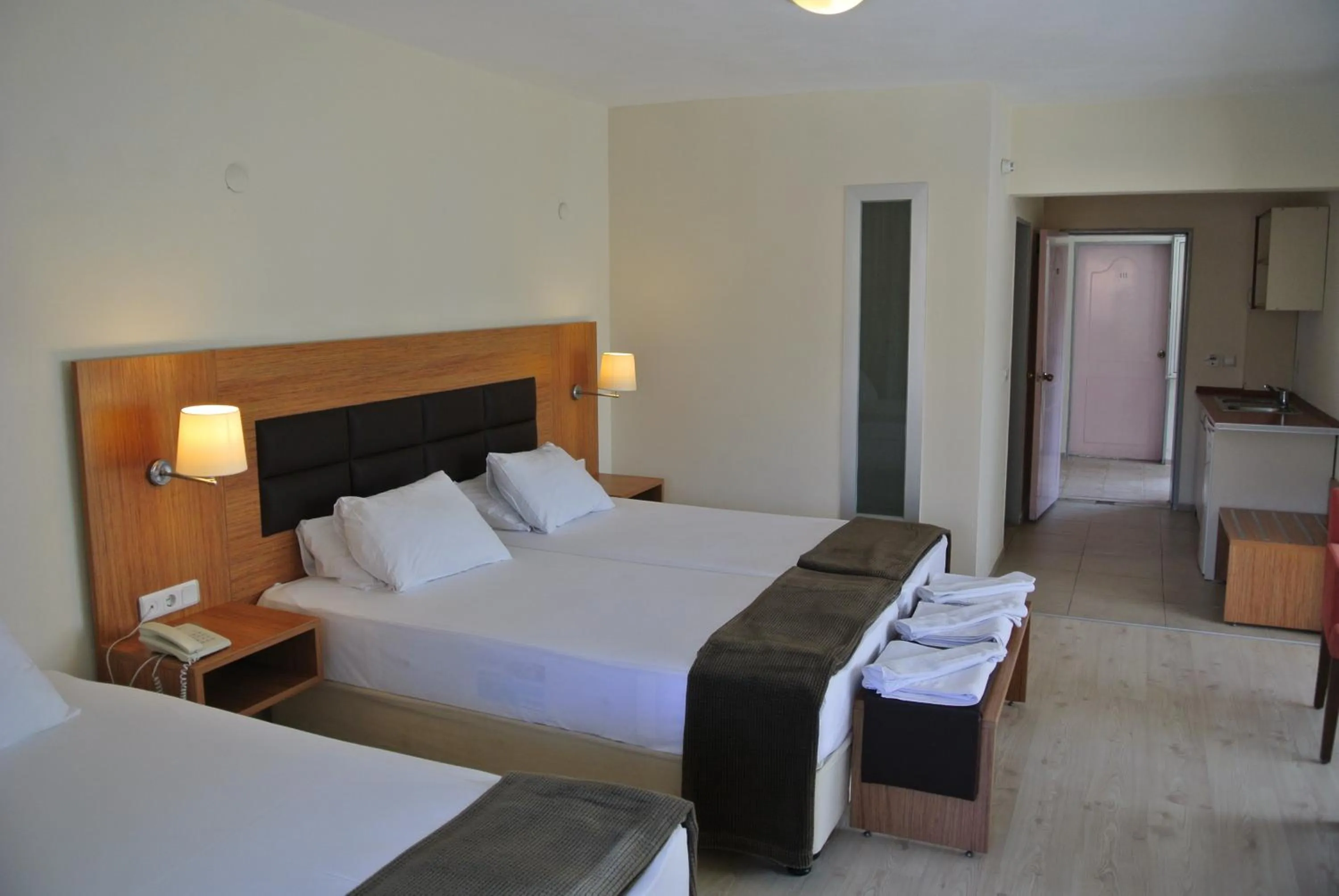 Bed in Begonville Hotel