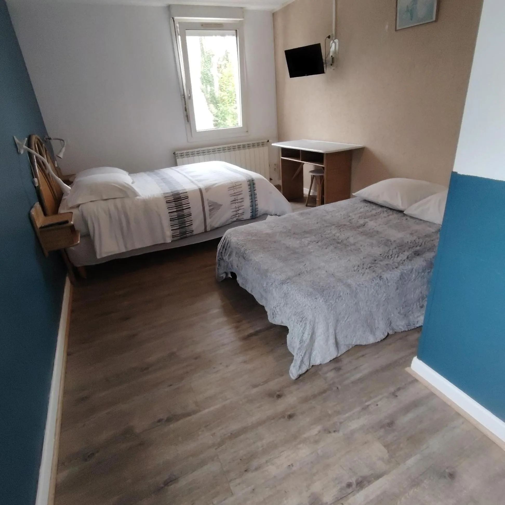 Bedroom, Bed in A La Porte Saint Jean