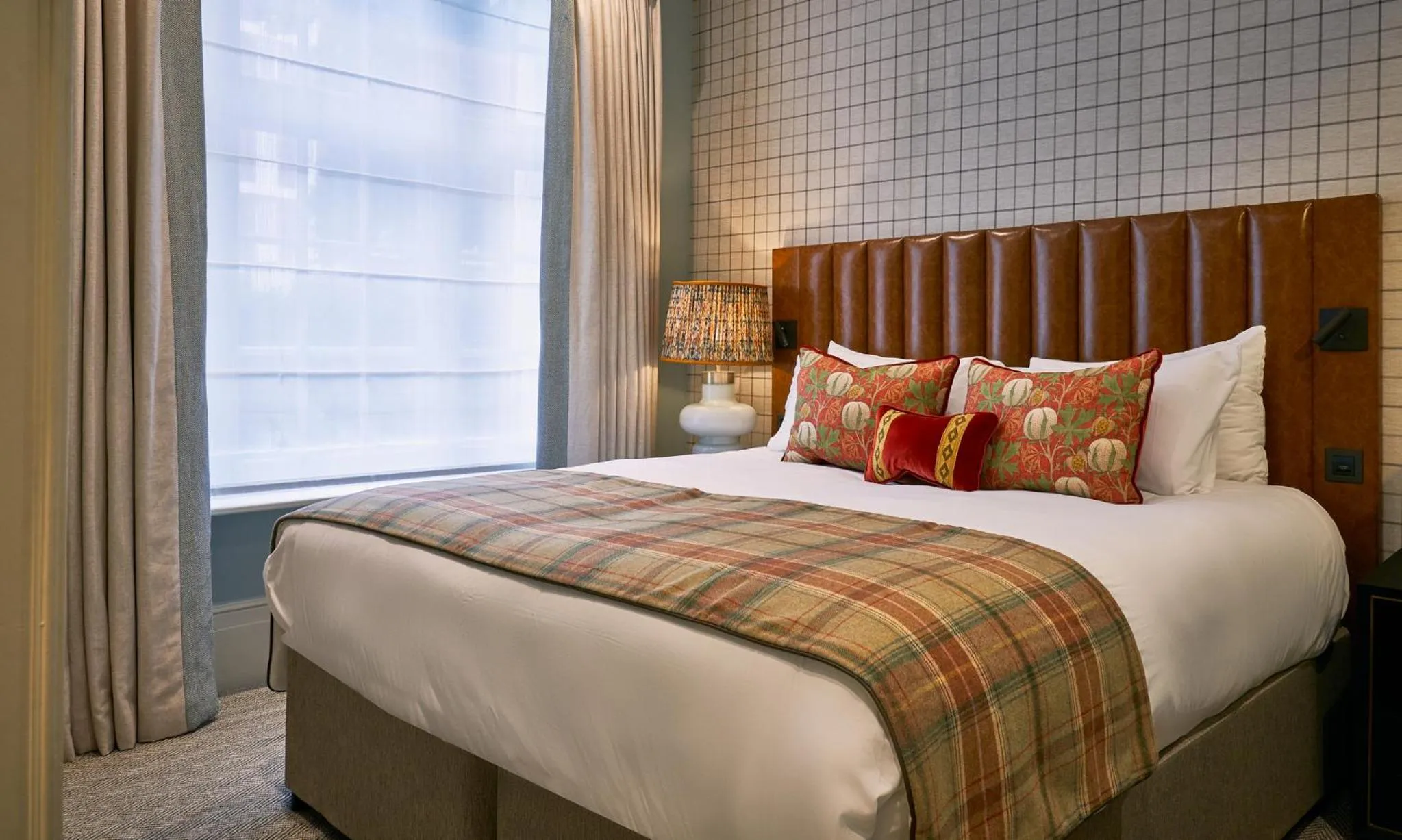 Bedroom, Bed in The Tophams Hotel