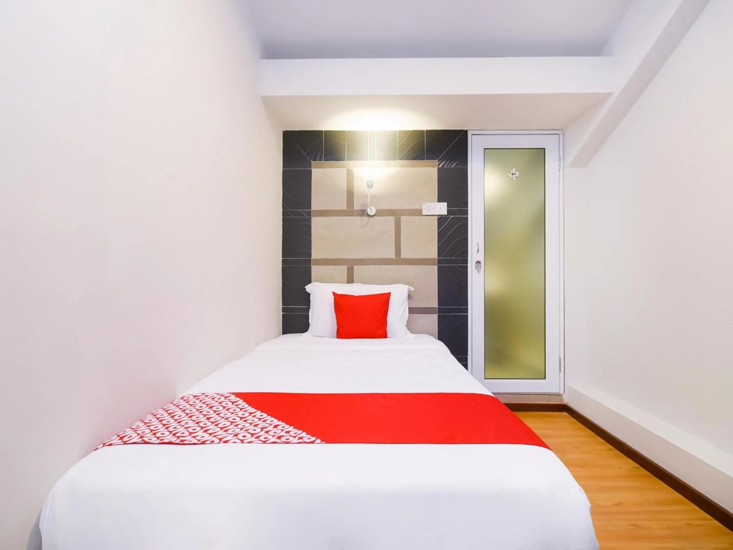 Photo of the whole room, Bed in Hotel O La Mirina Boutique Inn