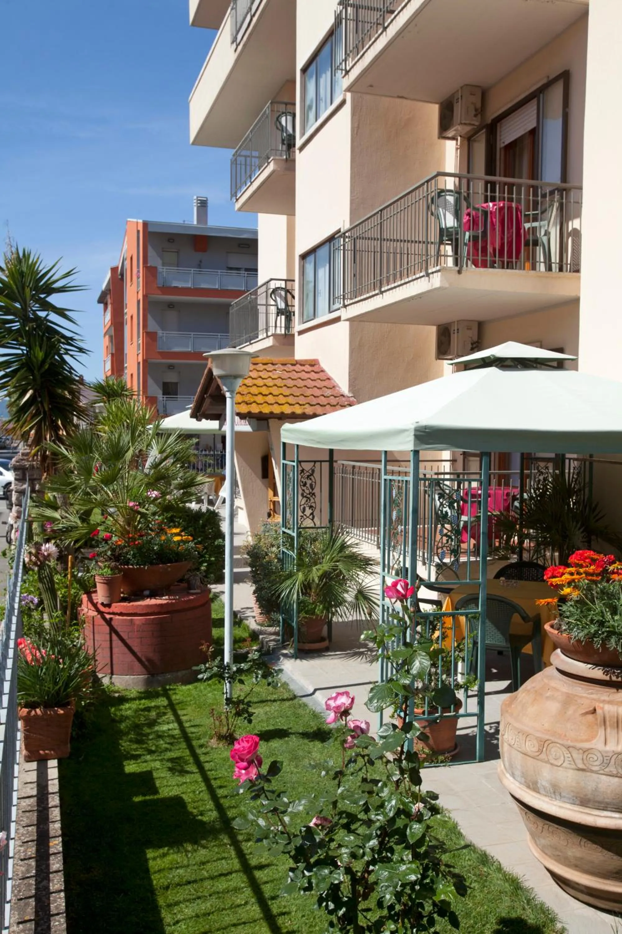 Garden in Hotel Corallo