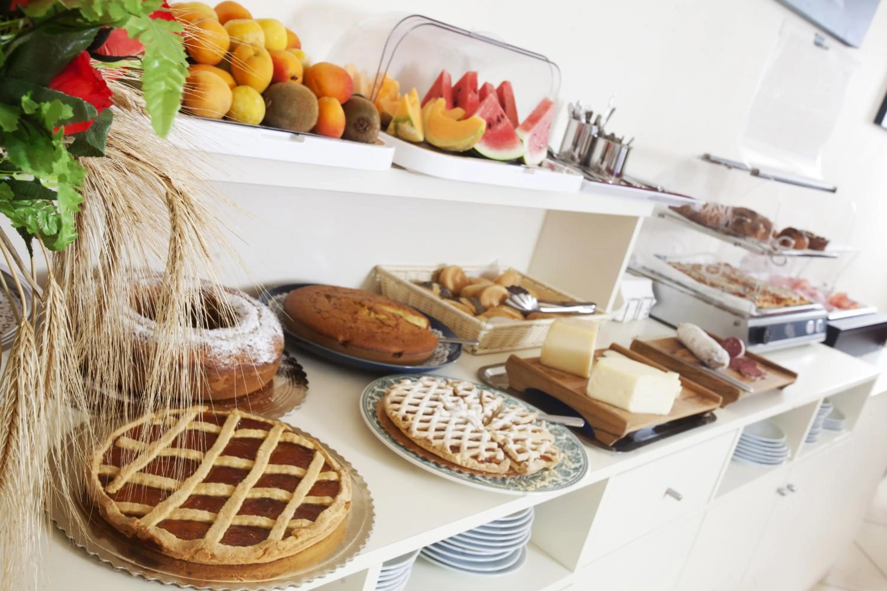 Buffet breakfast in Hotel Corallo