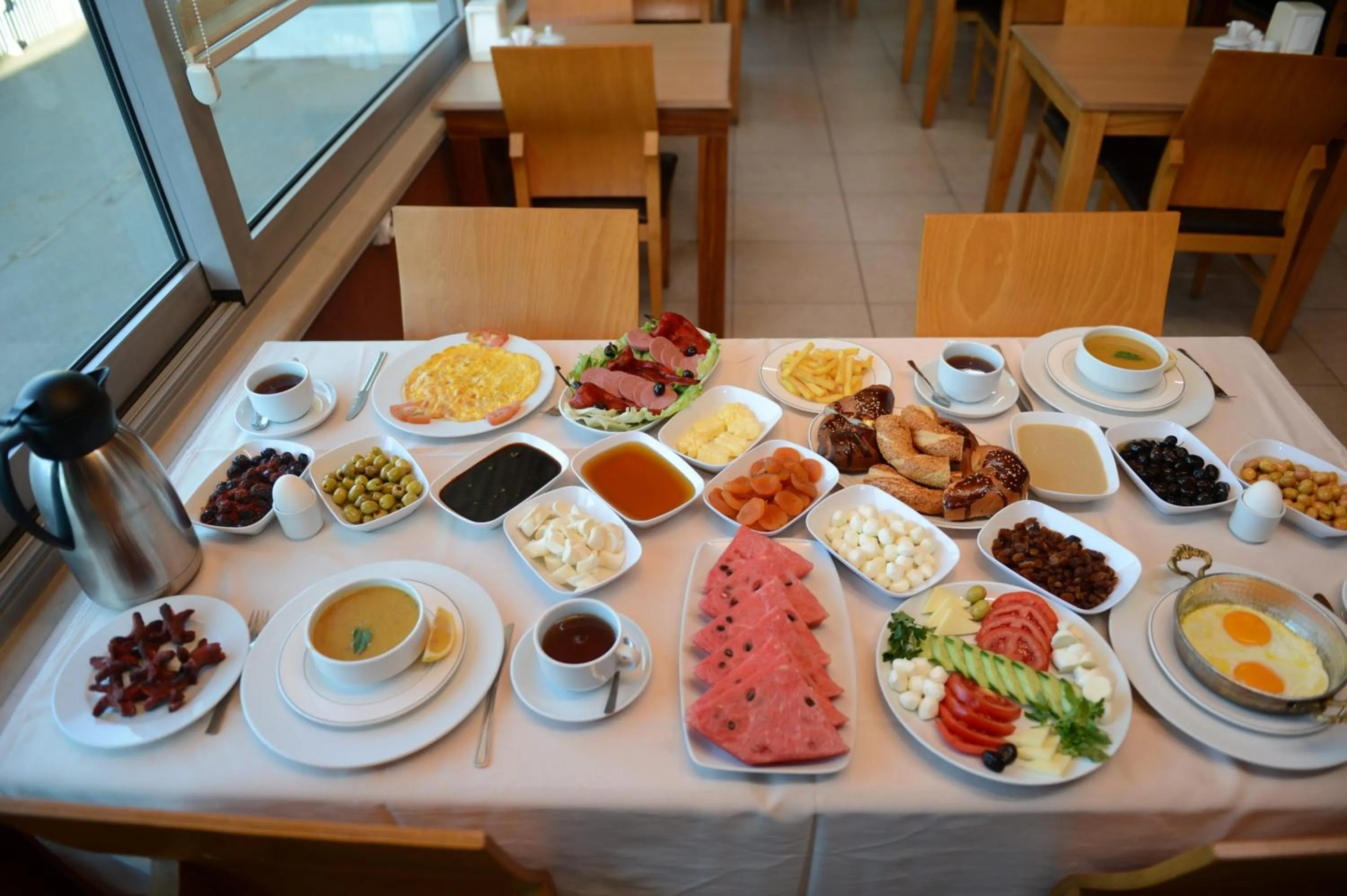 Breakfast in Arsan Otel