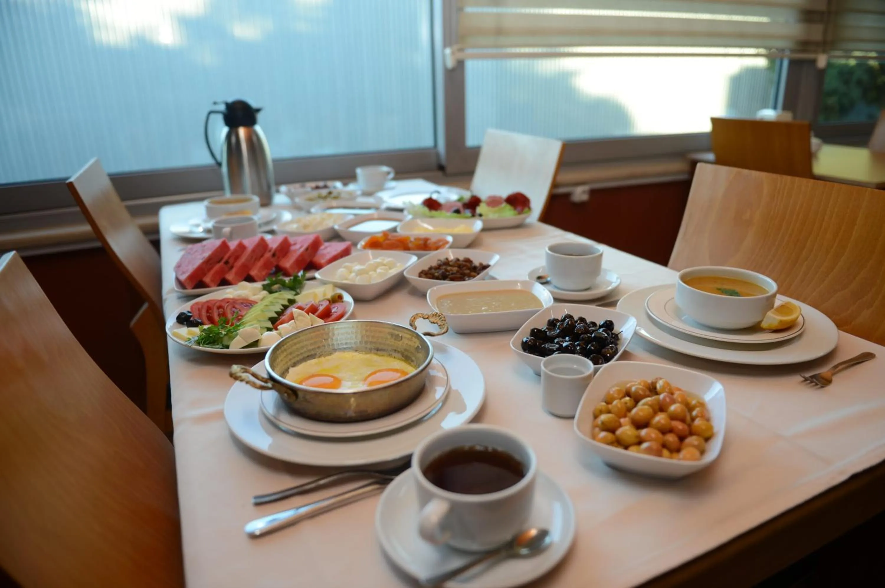 Breakfast in Arsan Otel