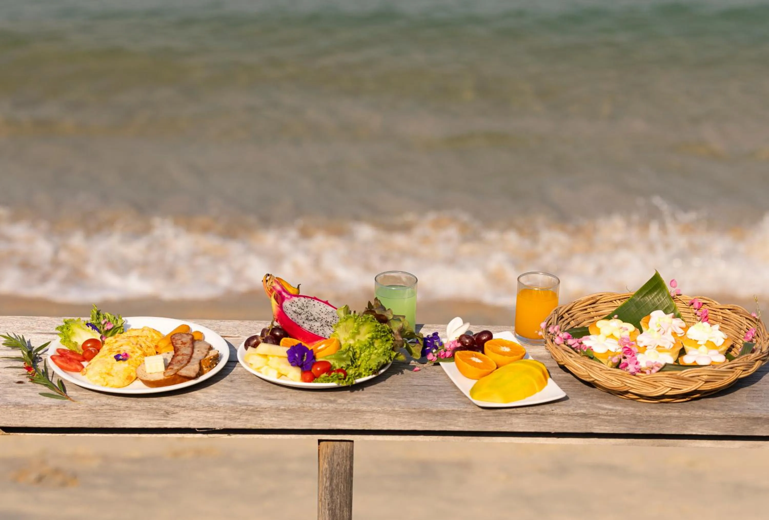 Lipa Lodge Beach Resort