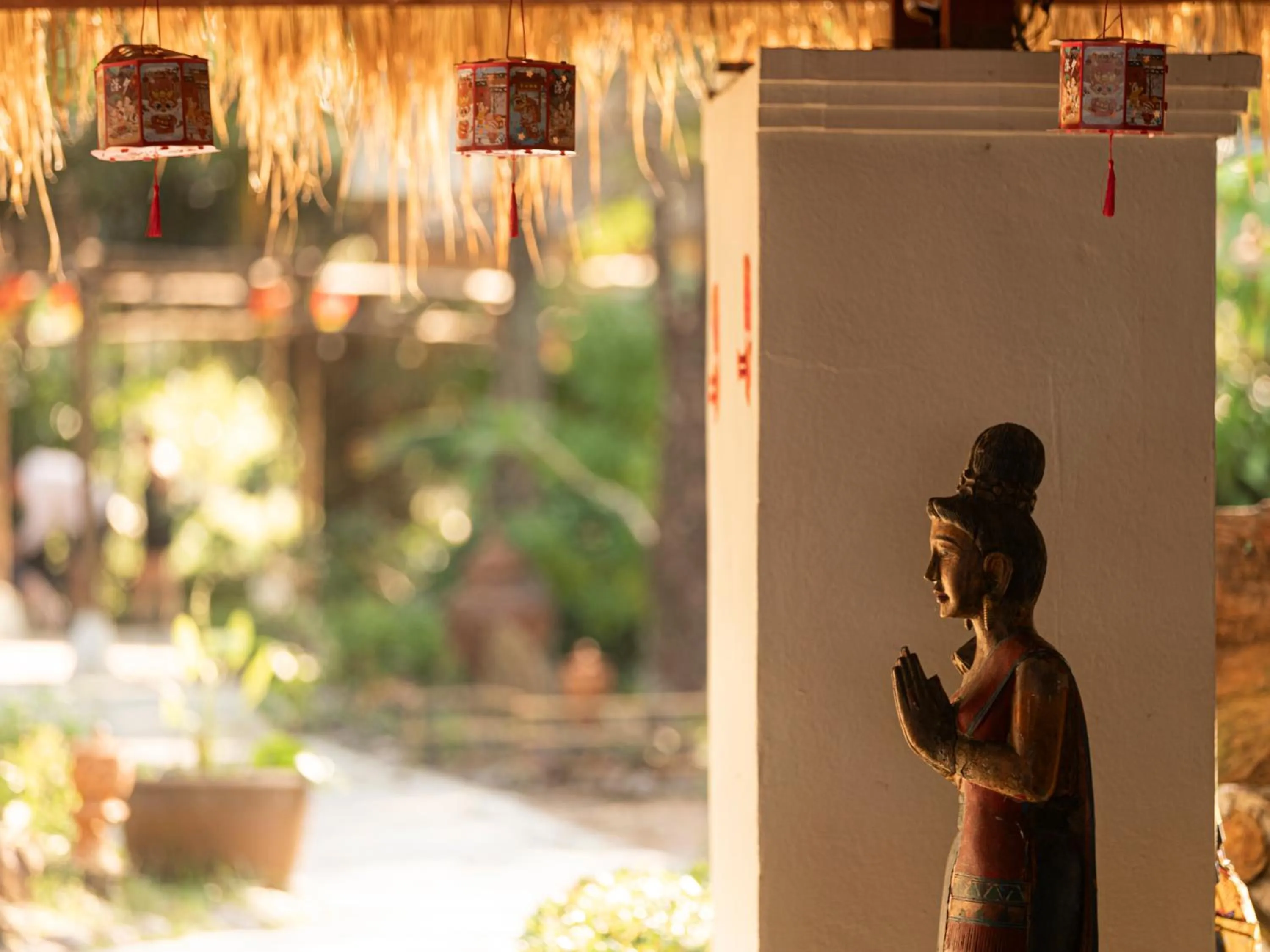 Lipa Lodge Beach Resort