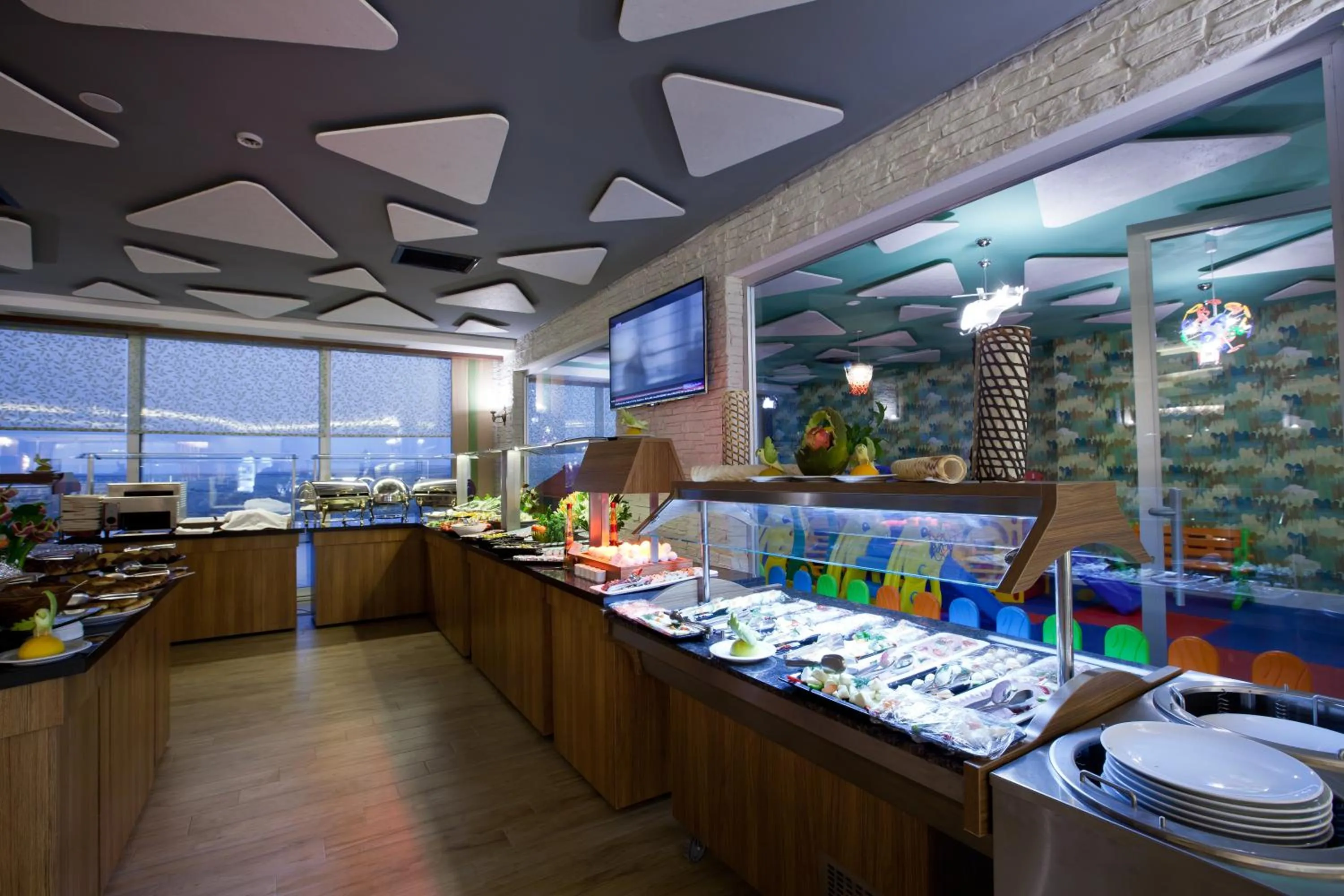 Restaurant/places to eat in Grand Altuntas Hotel