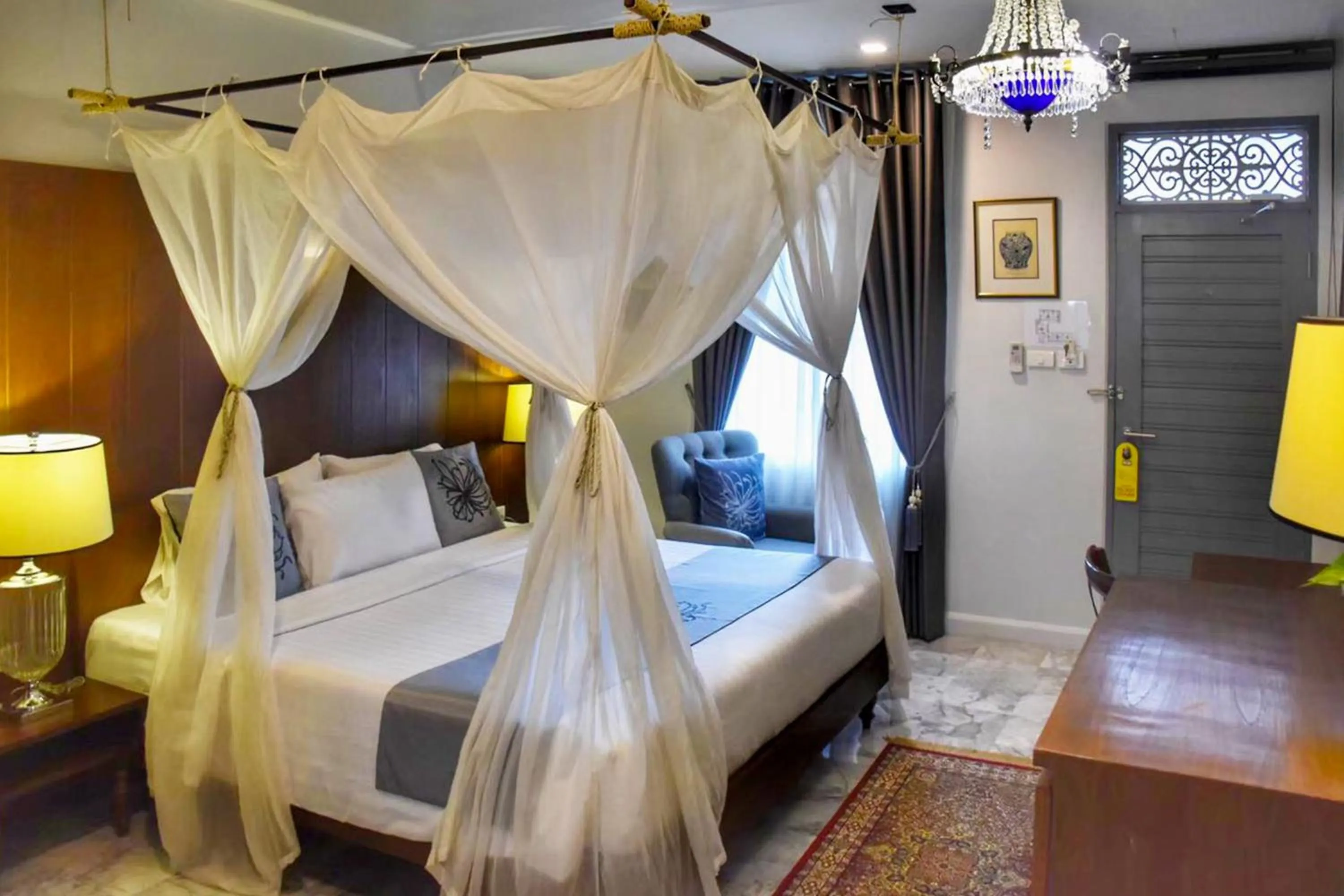 Bedroom, Bed in Villa Amphawa