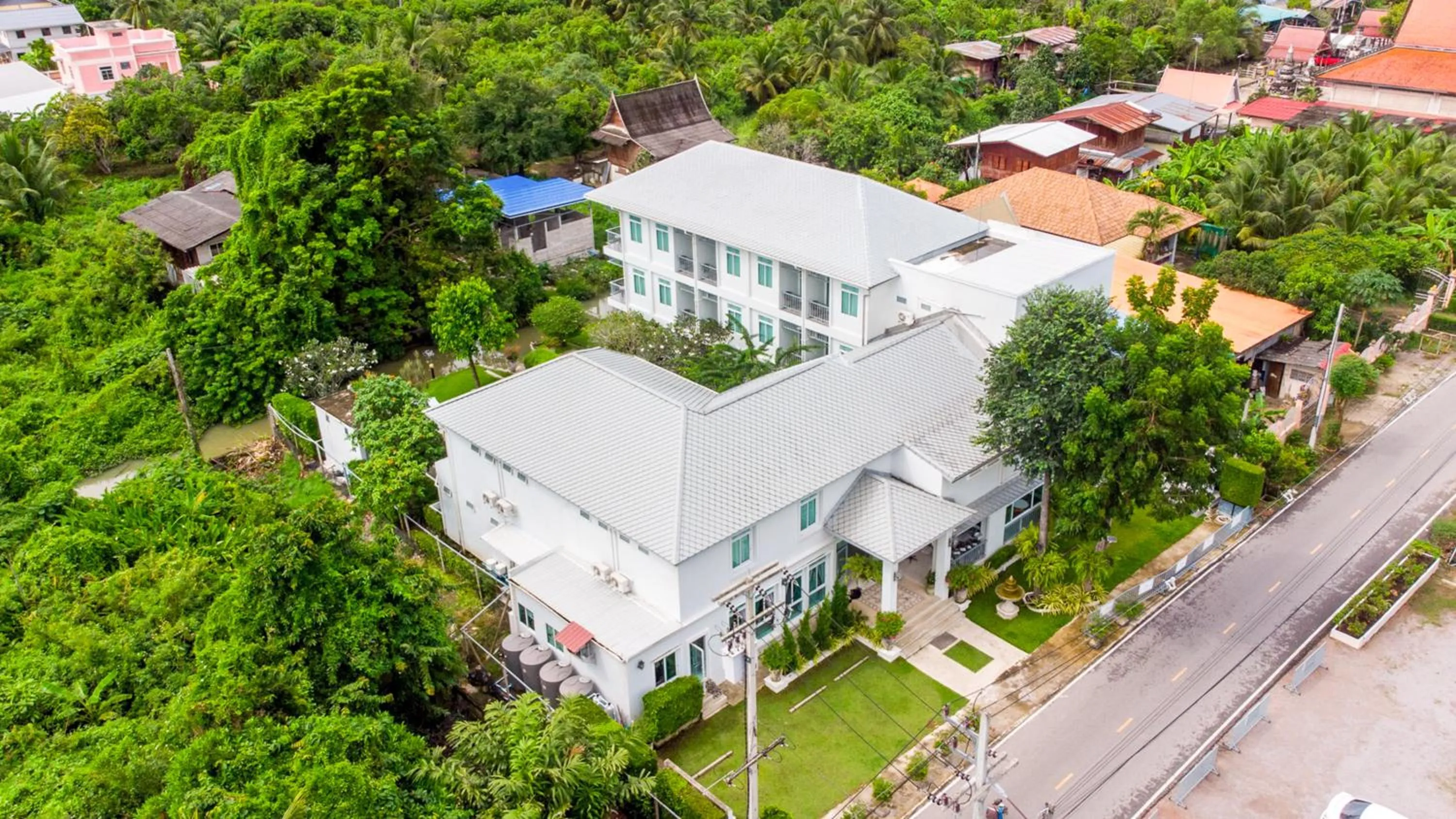 Bird's eye view in Villa Amphawa