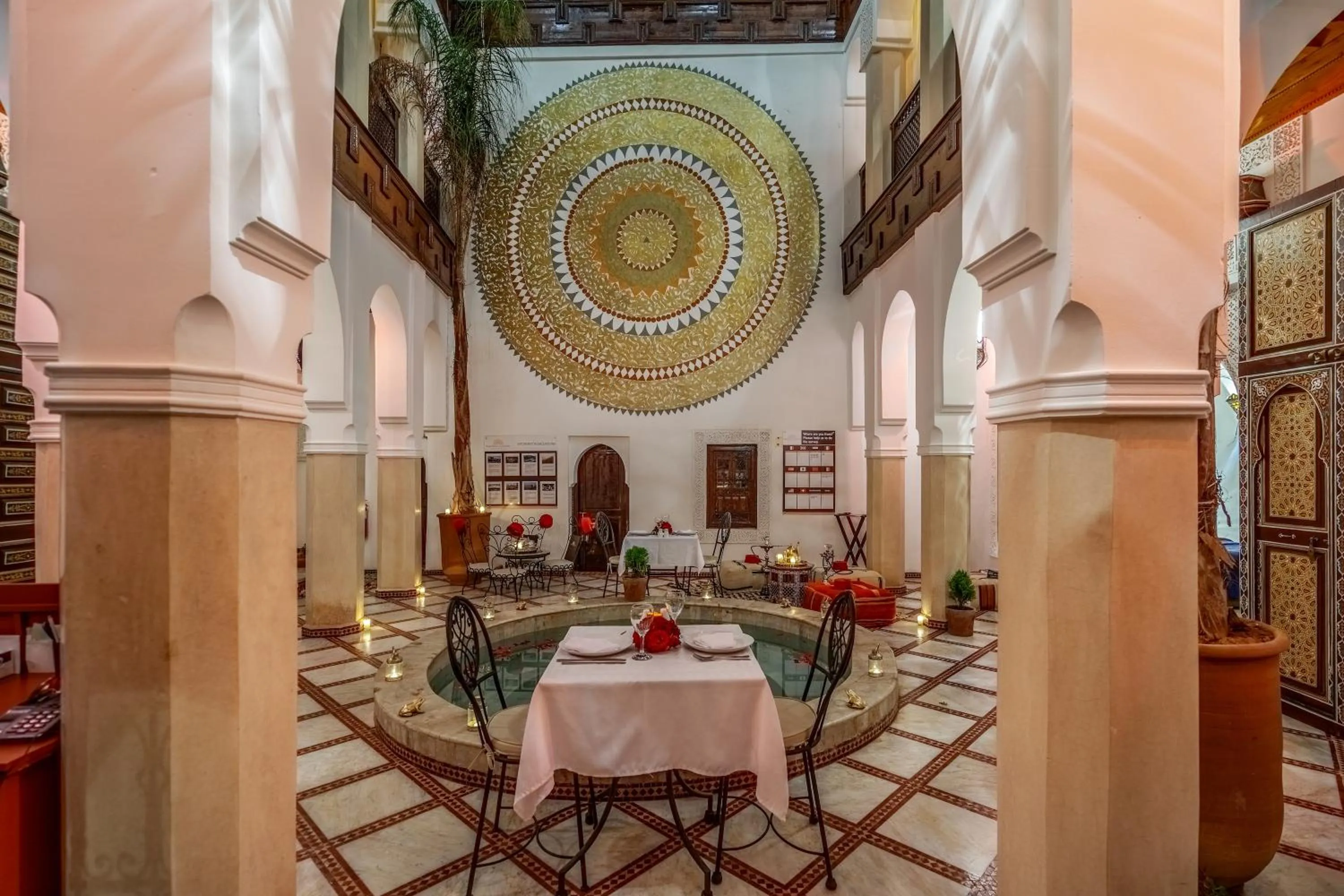 Patio in Riad Safran et Cannelle & Spa