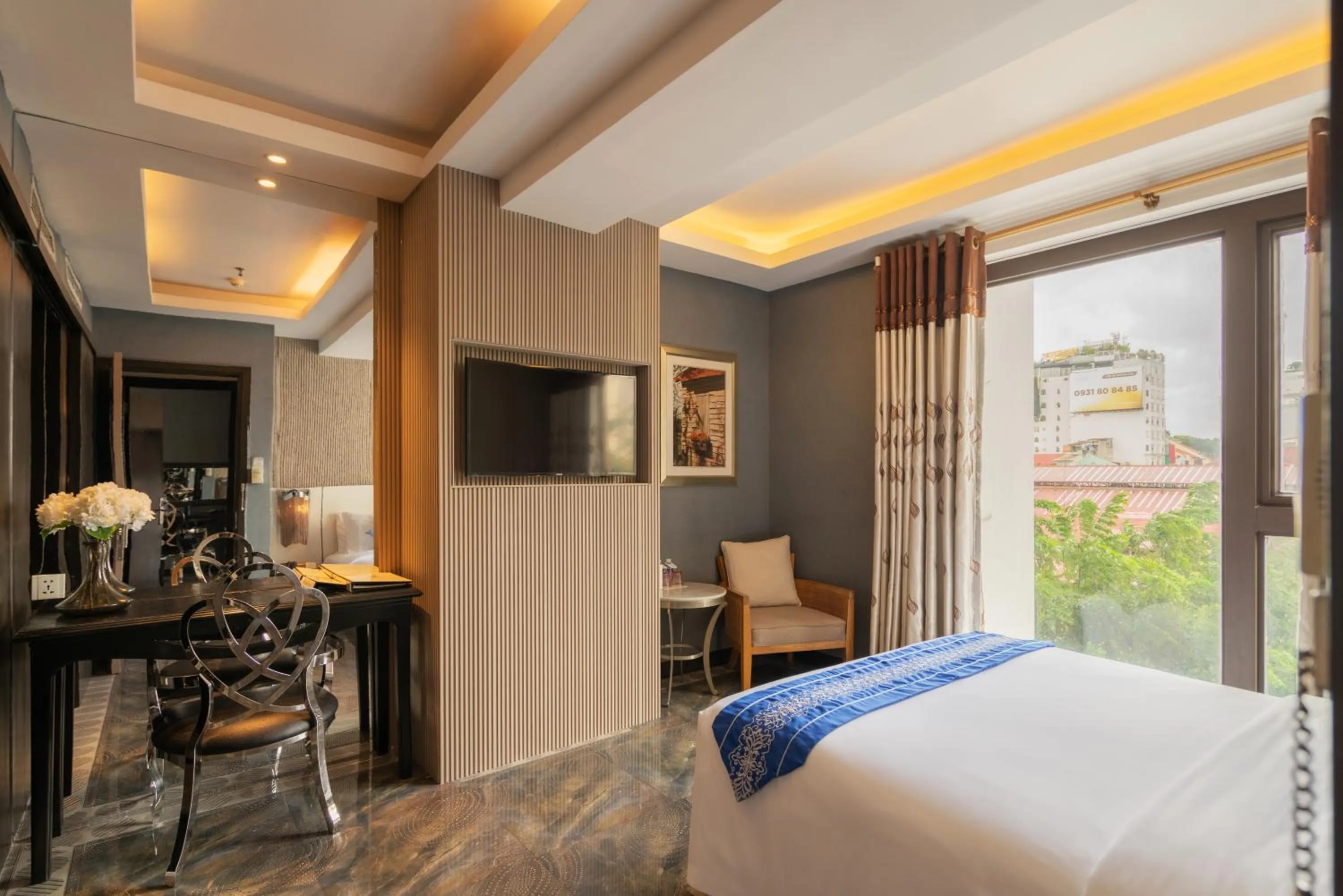 Bed in A&EM Ben Thanh Hotel