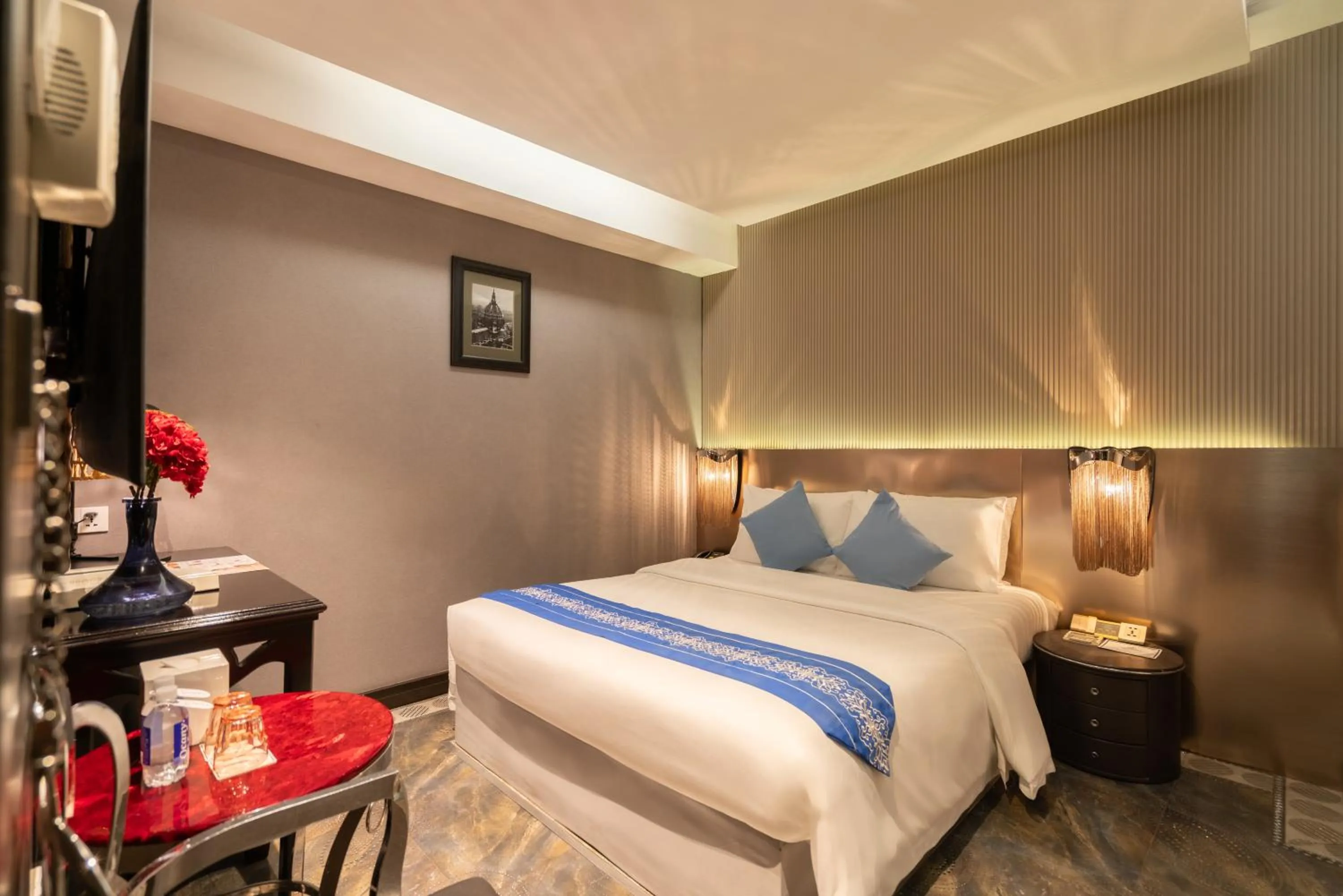 Bedroom, Bed in A&EM Ben Thanh Hotel