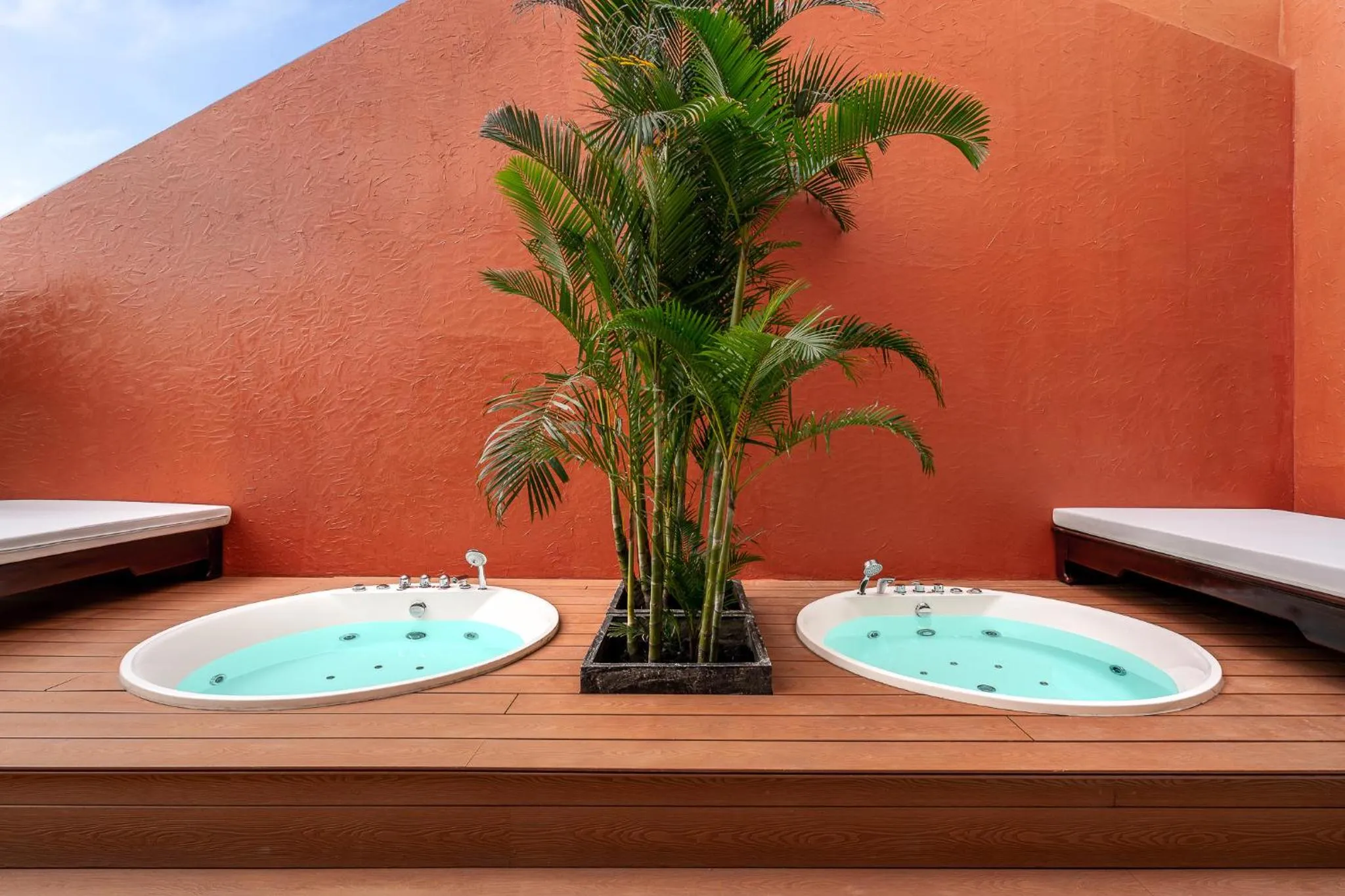 Swimming pool in A&EM Ben Thanh Hotel