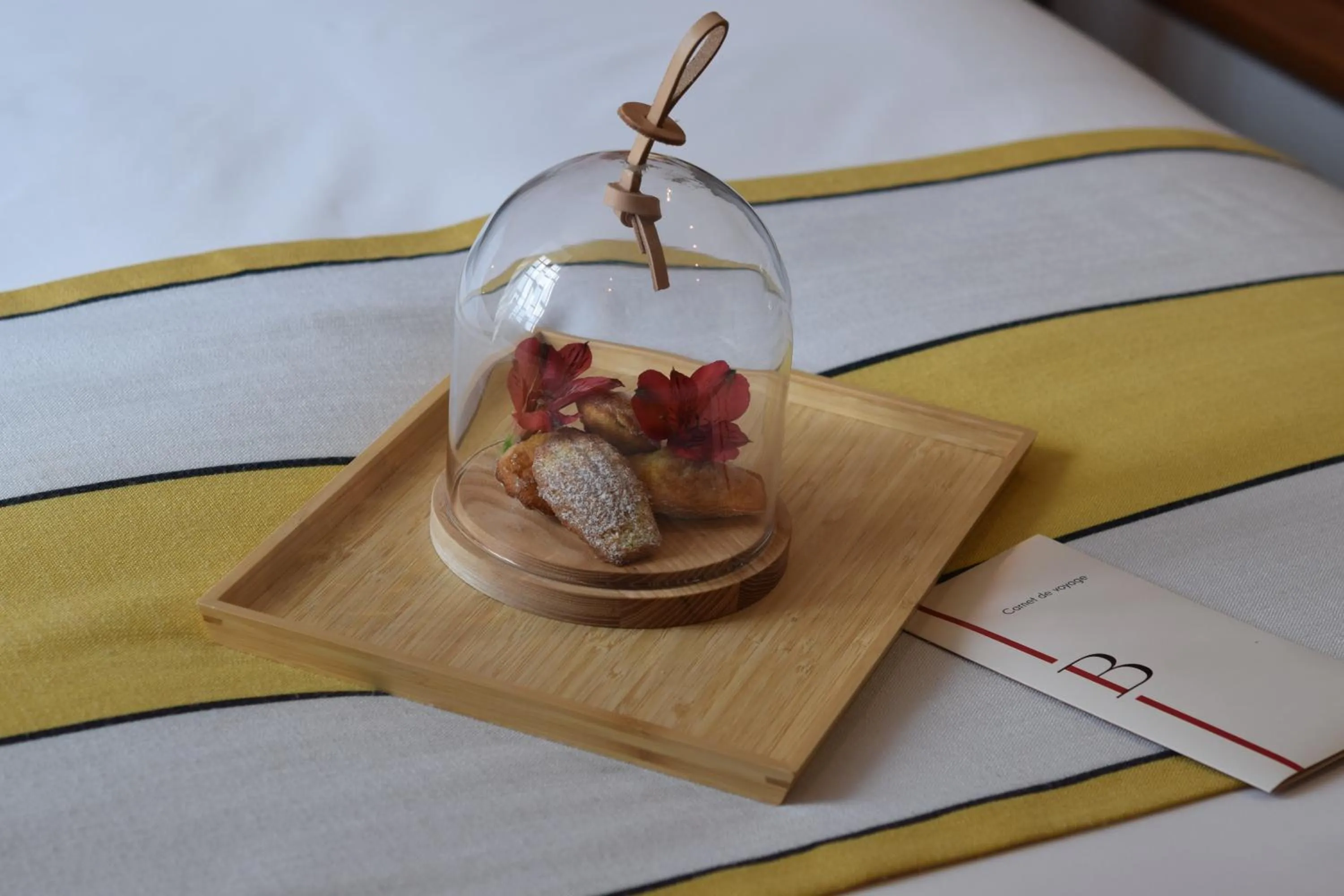 Bed in Hôtel Berria par La Maison de Pierre