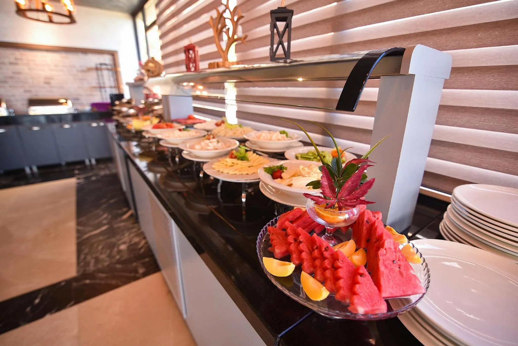 Food and drinks in Royal Comfort Hotel