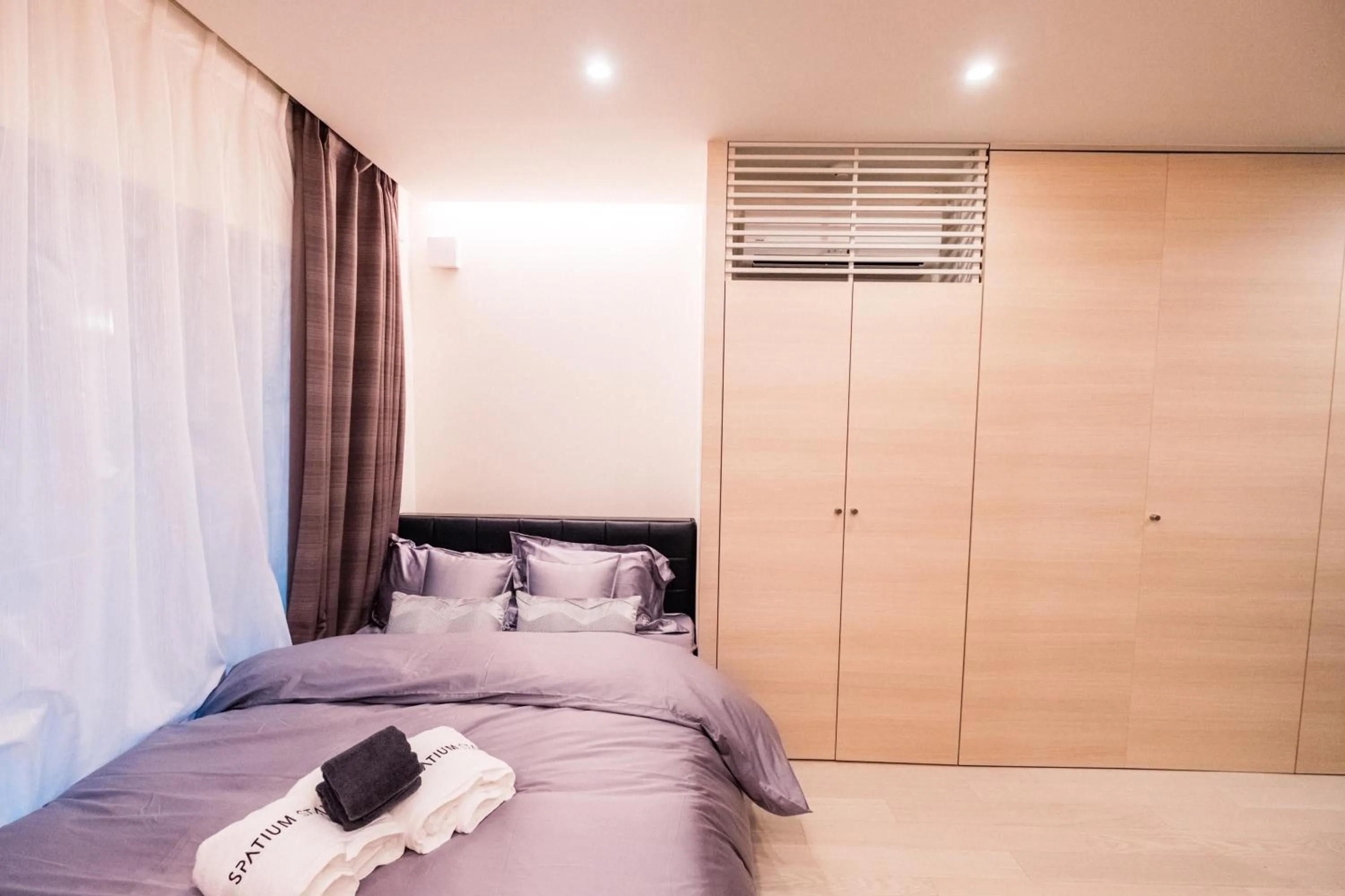 Photo of the whole room, Bed in SPATIUM GINZA